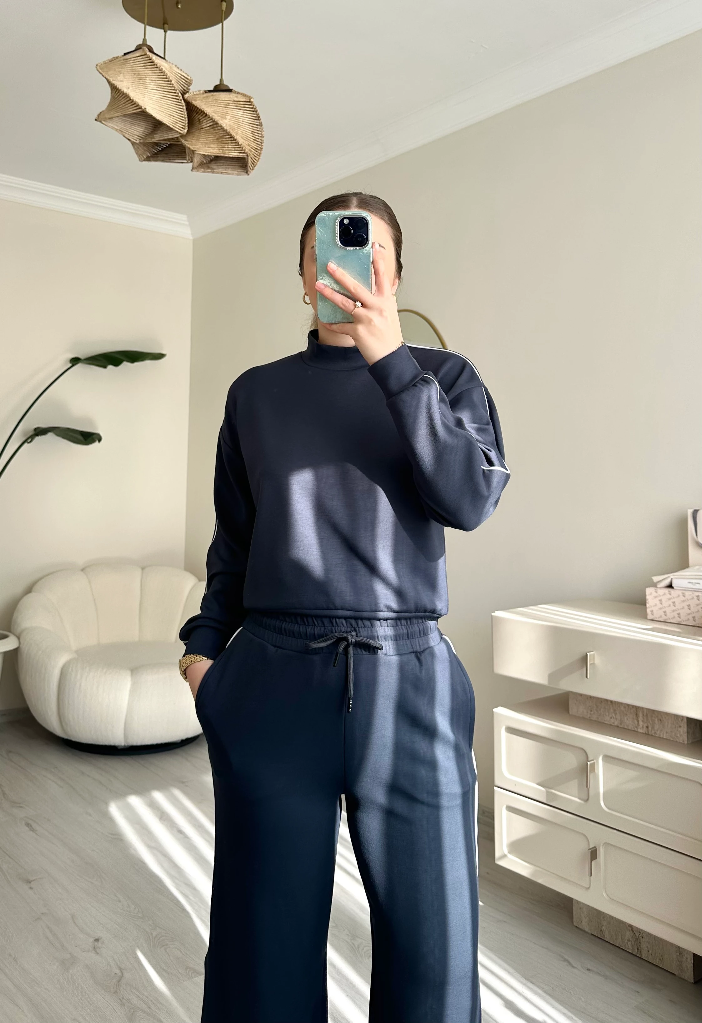 Balıkçı Yaka Çizgi Detay Modal Takım