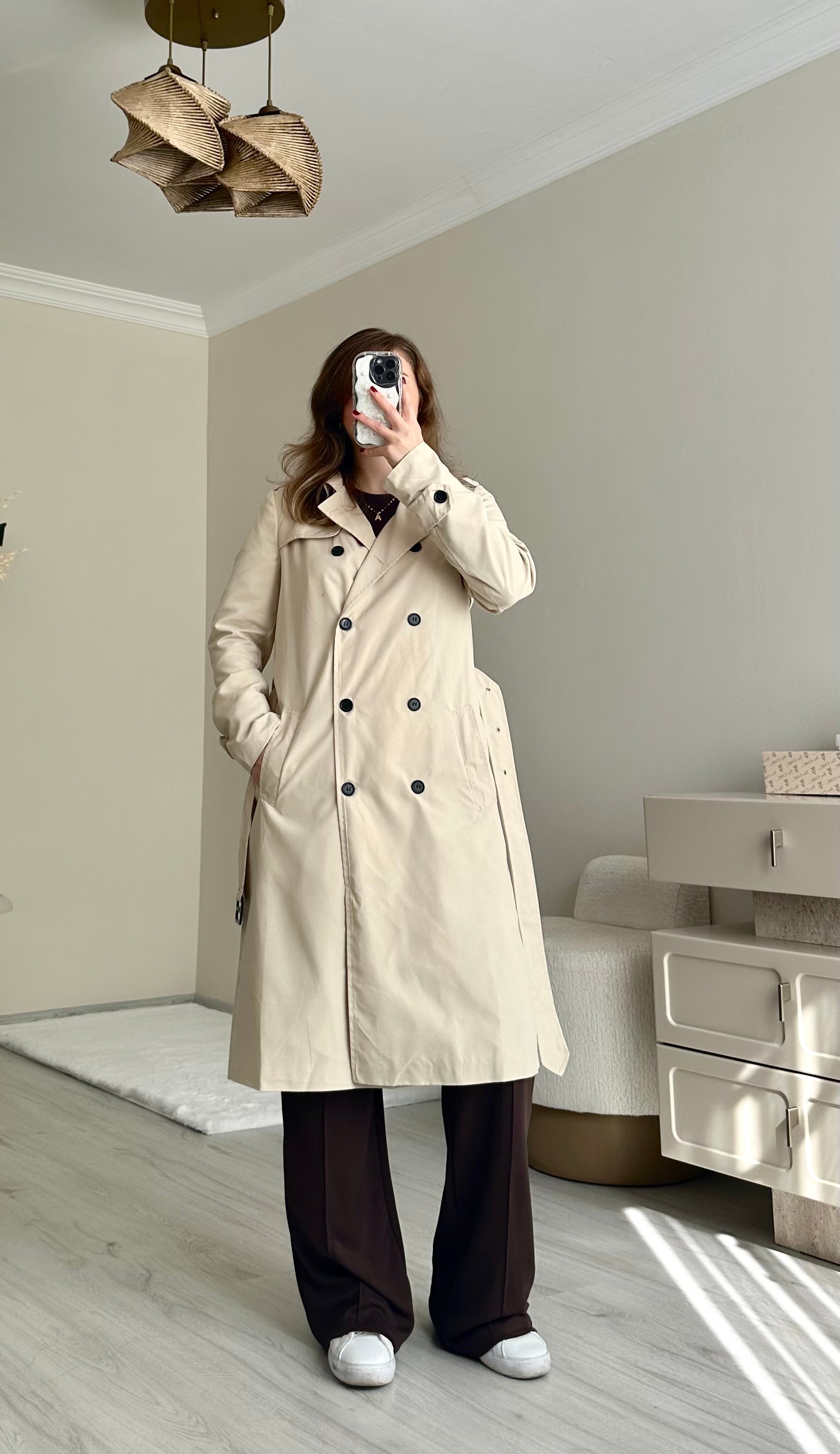 Oversize Sırt Detay Kemerli Trençkot