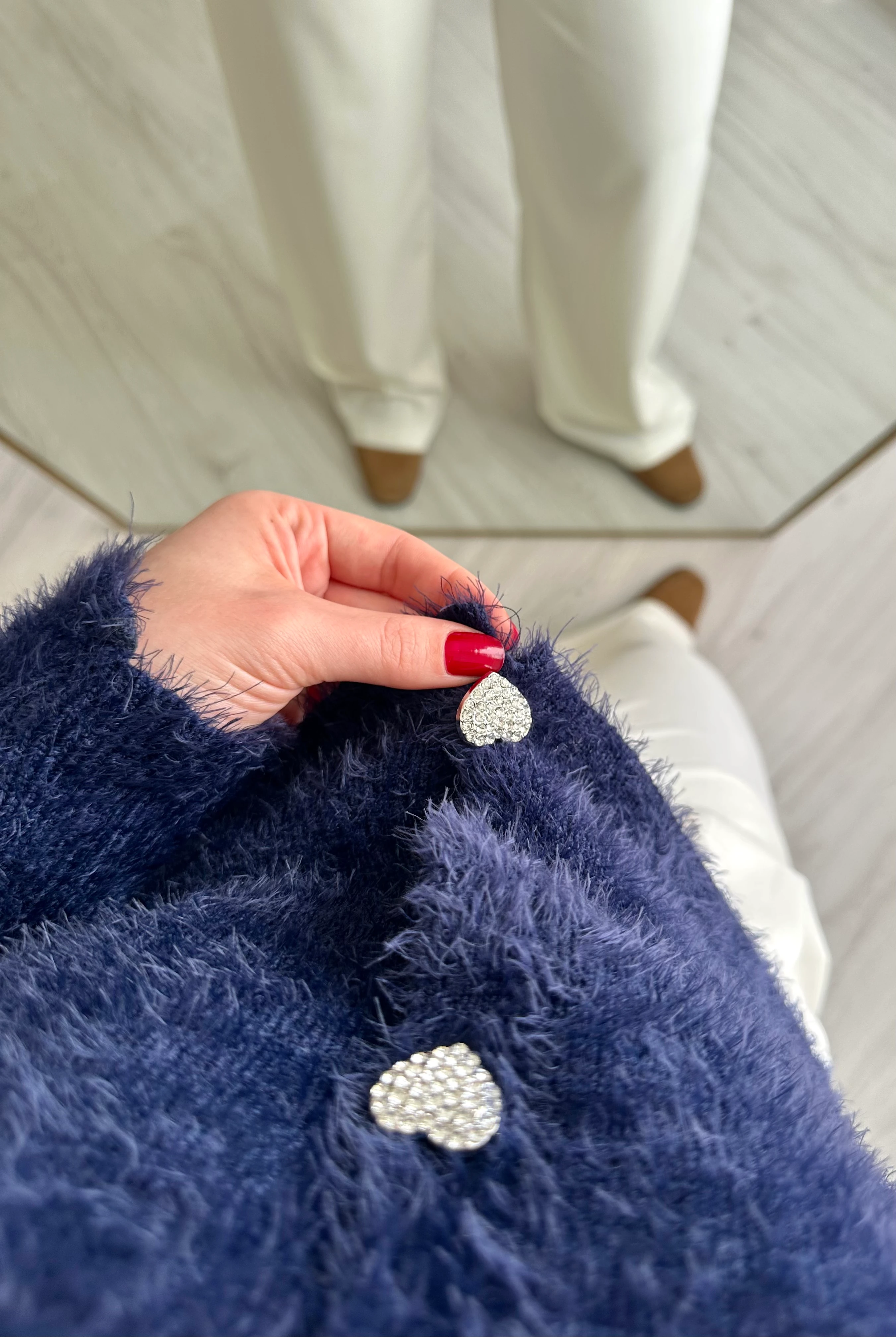 Kalp Taşlı Düğme Detay Sakallı Hırka