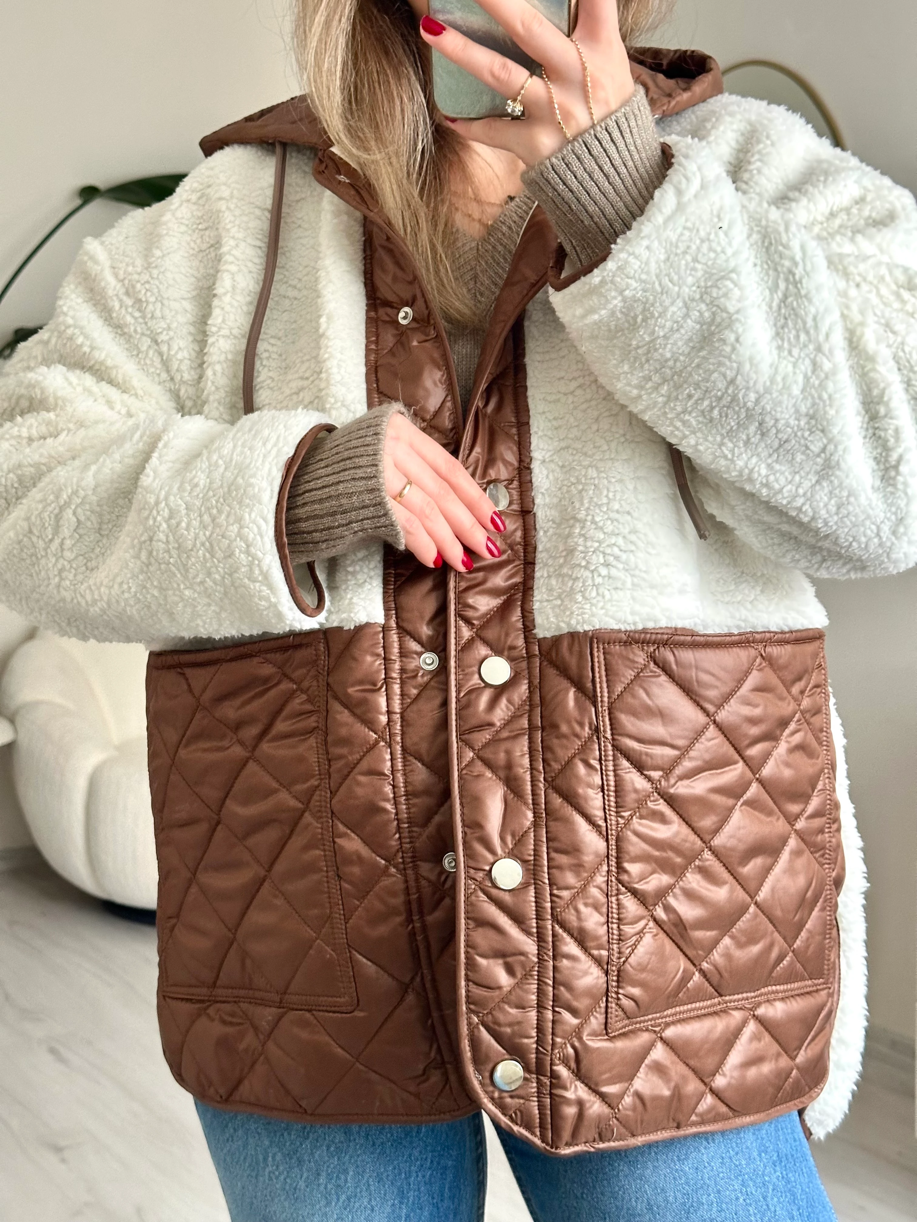 Peluş Detaylı Kapitone Oversize Mont