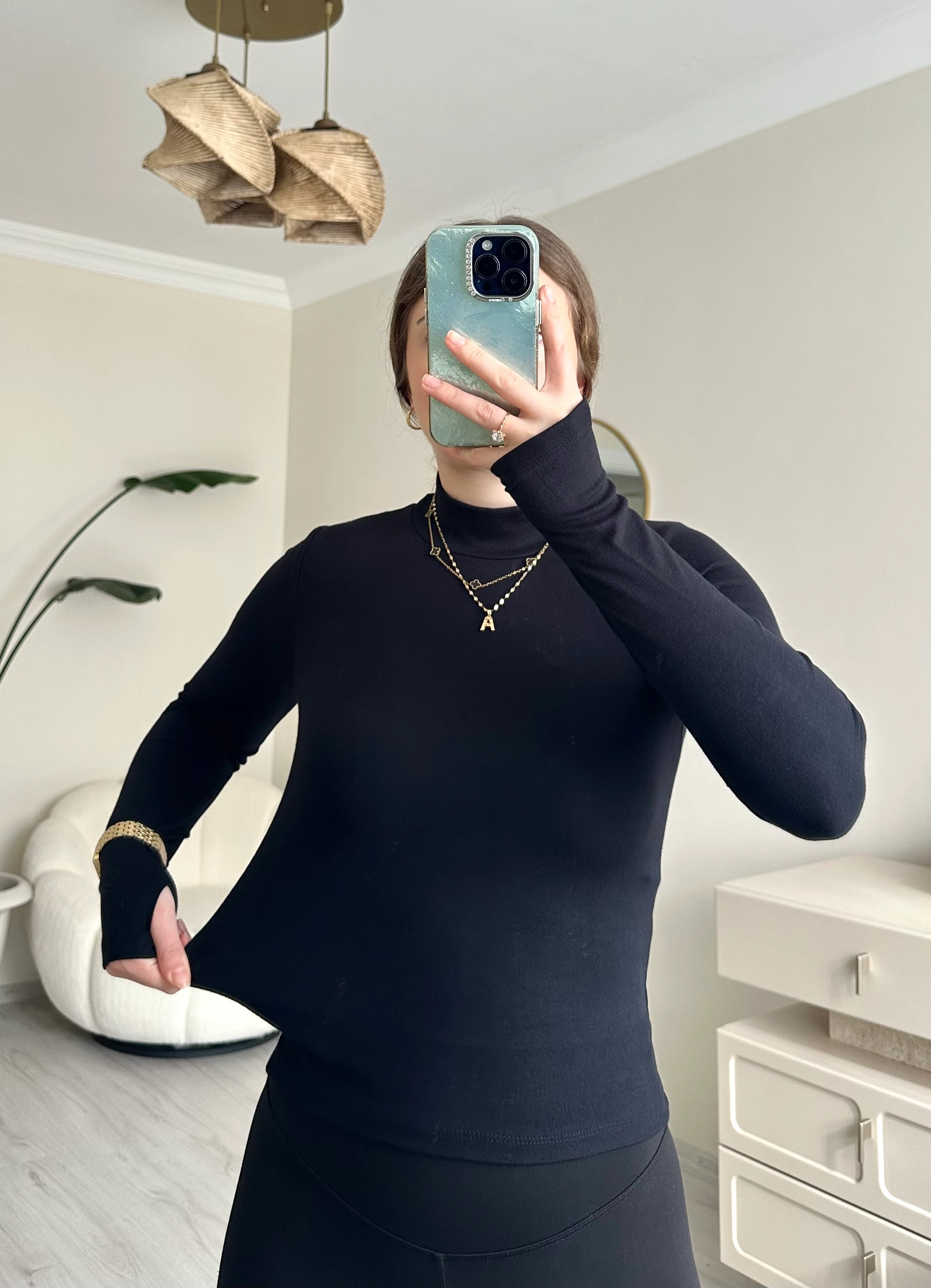 Balıkçı Yaka Likralı Parmak Geçmeli Slim Body