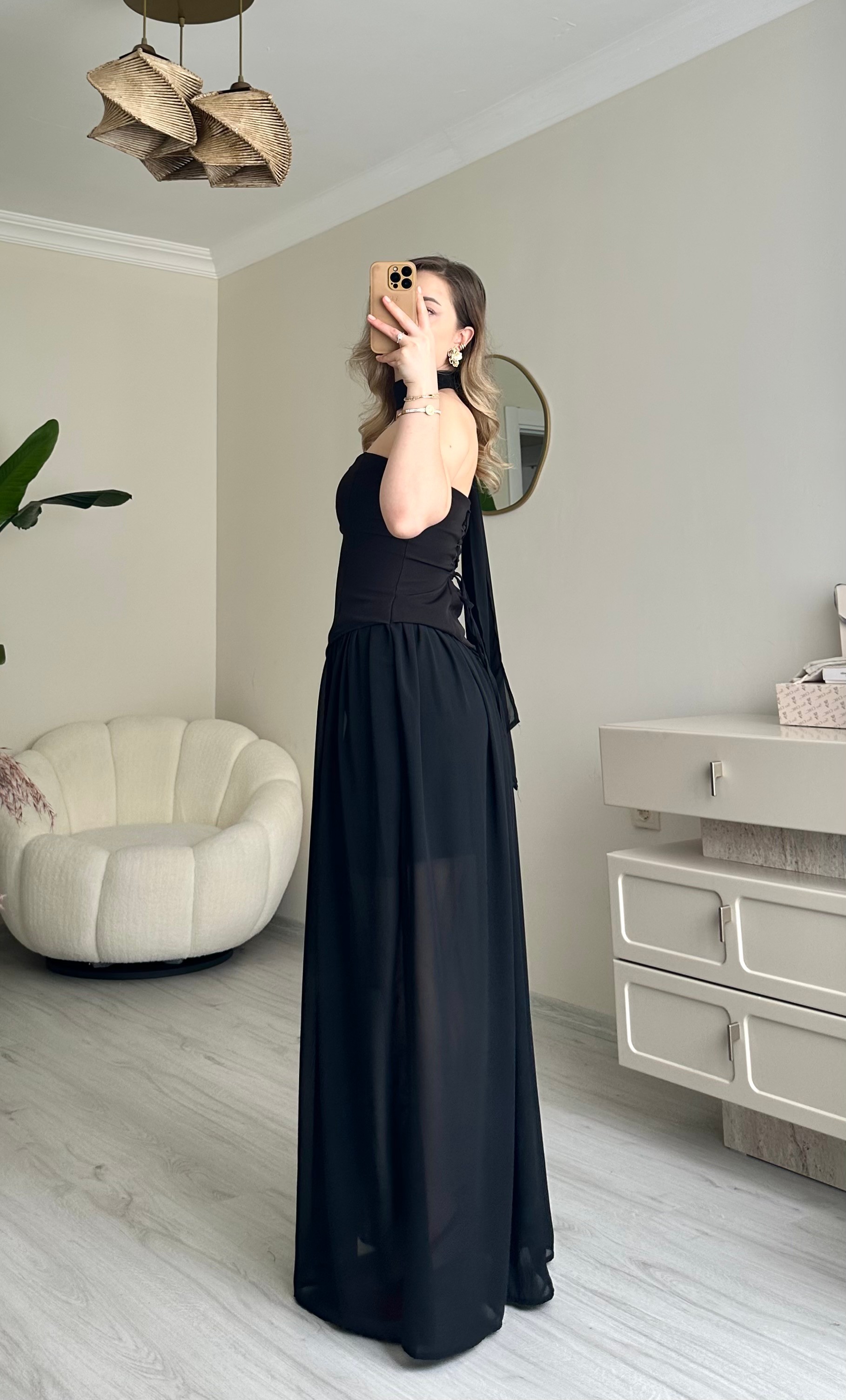Straplez Siyah Fularlı Maxi Elbise