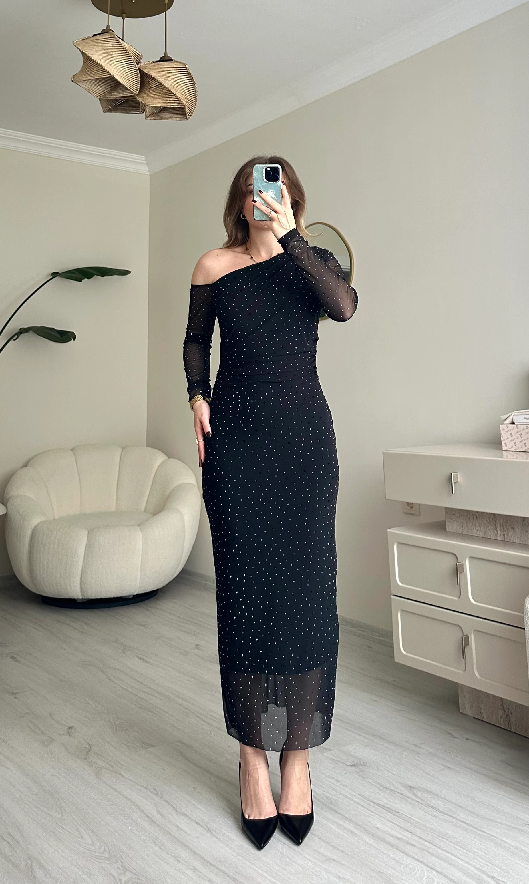 Taşlı Omuz Detay Tüllü Elbise