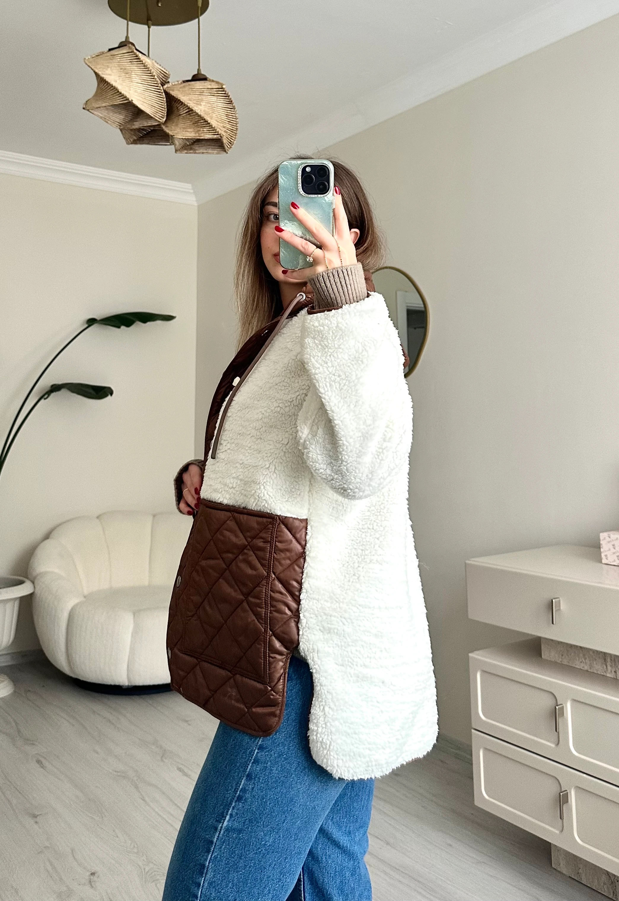 Peluş Detaylı Kapitone Oversize Mont