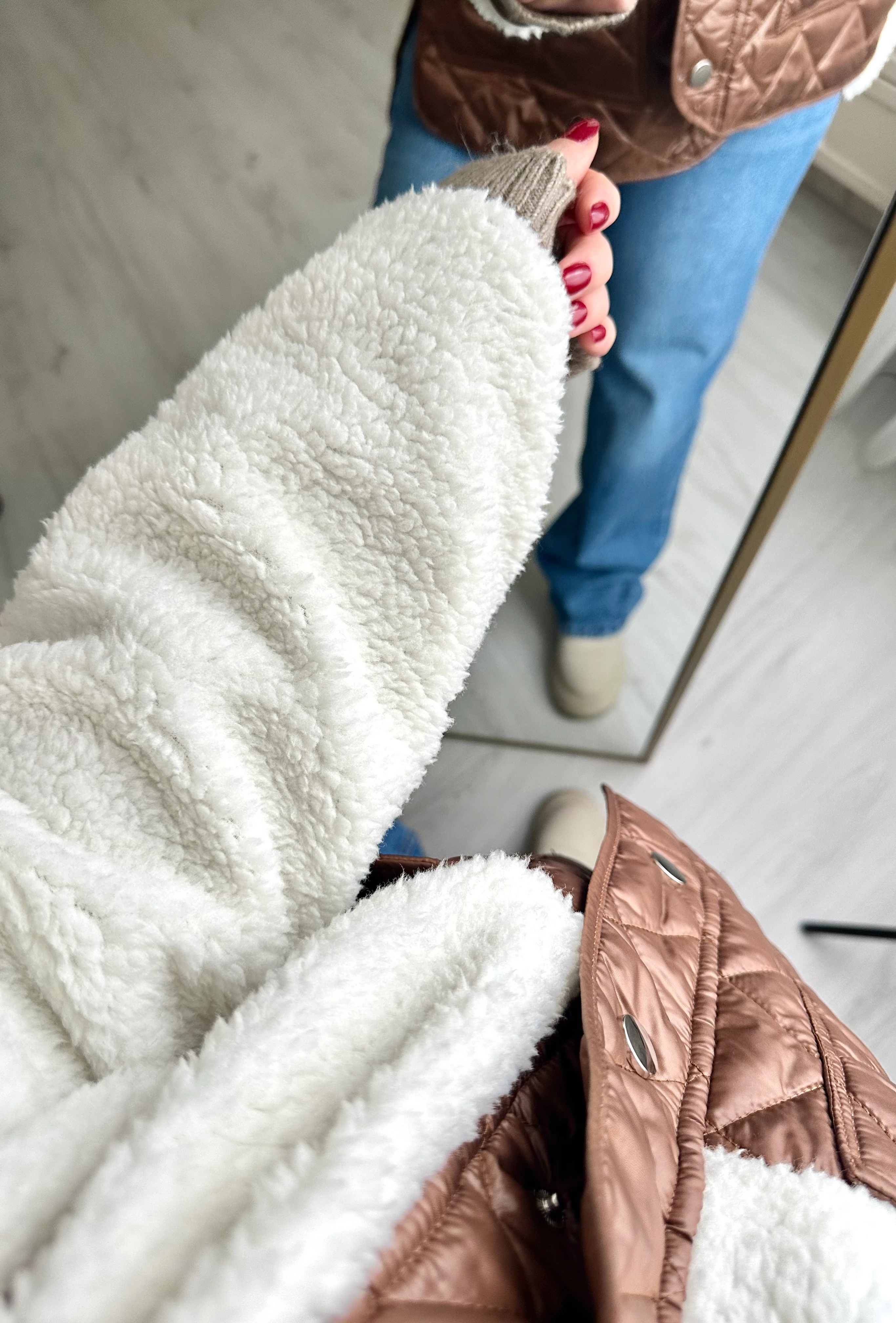 Peluş Detaylı Kapitone Oversize Mont