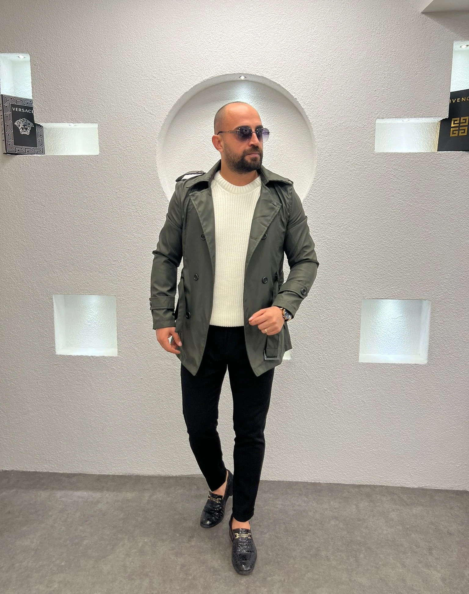 Choobie Slim Fit Astarlı Kemerli Erkek Yeşil Trençkot – Mevsimlik Şık Dış Giyim