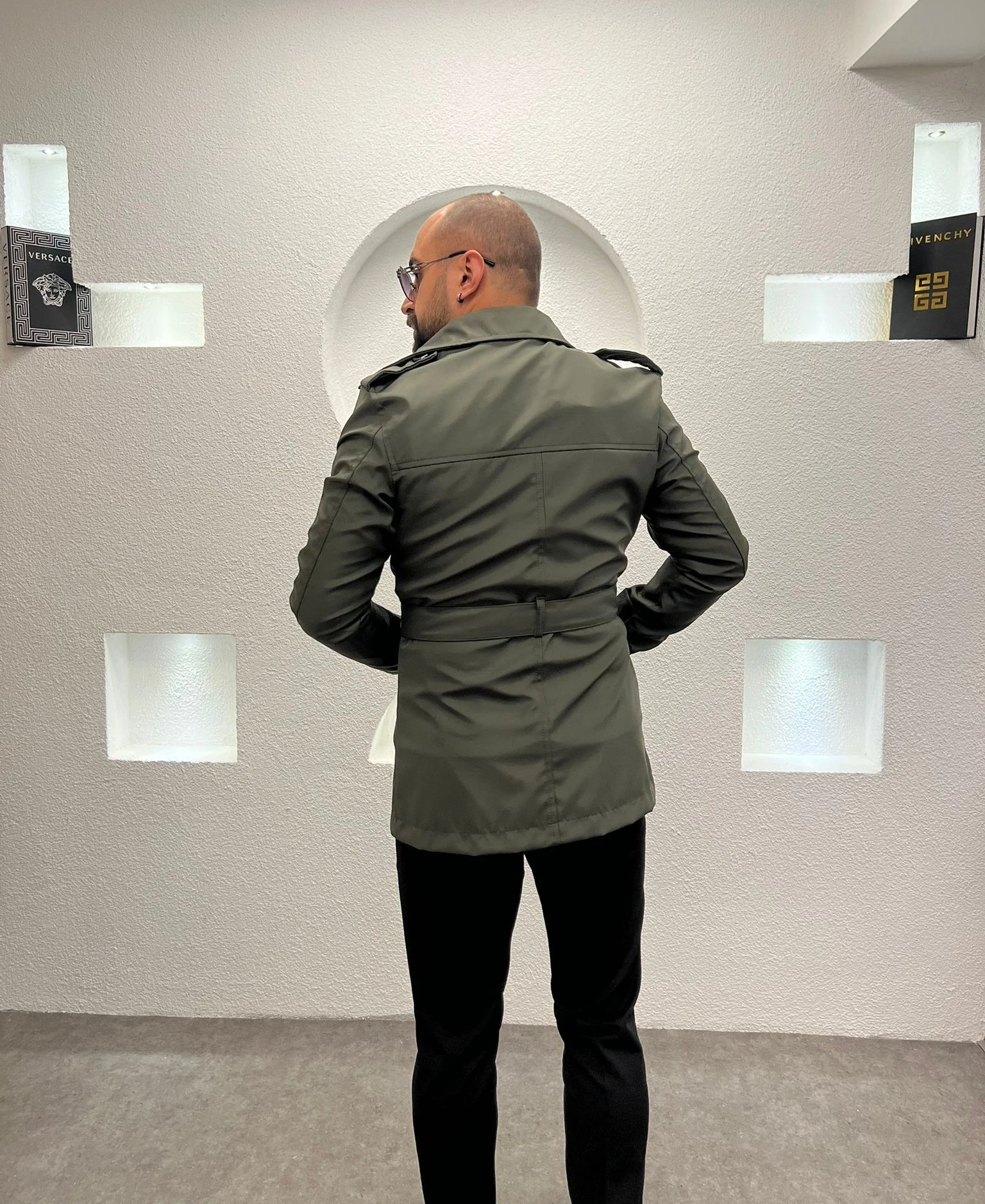 Choobie Slim Fit Astarlı Kemerli Erkek Yeşil Trençkot – Mevsimlik Şık Dış Giyim