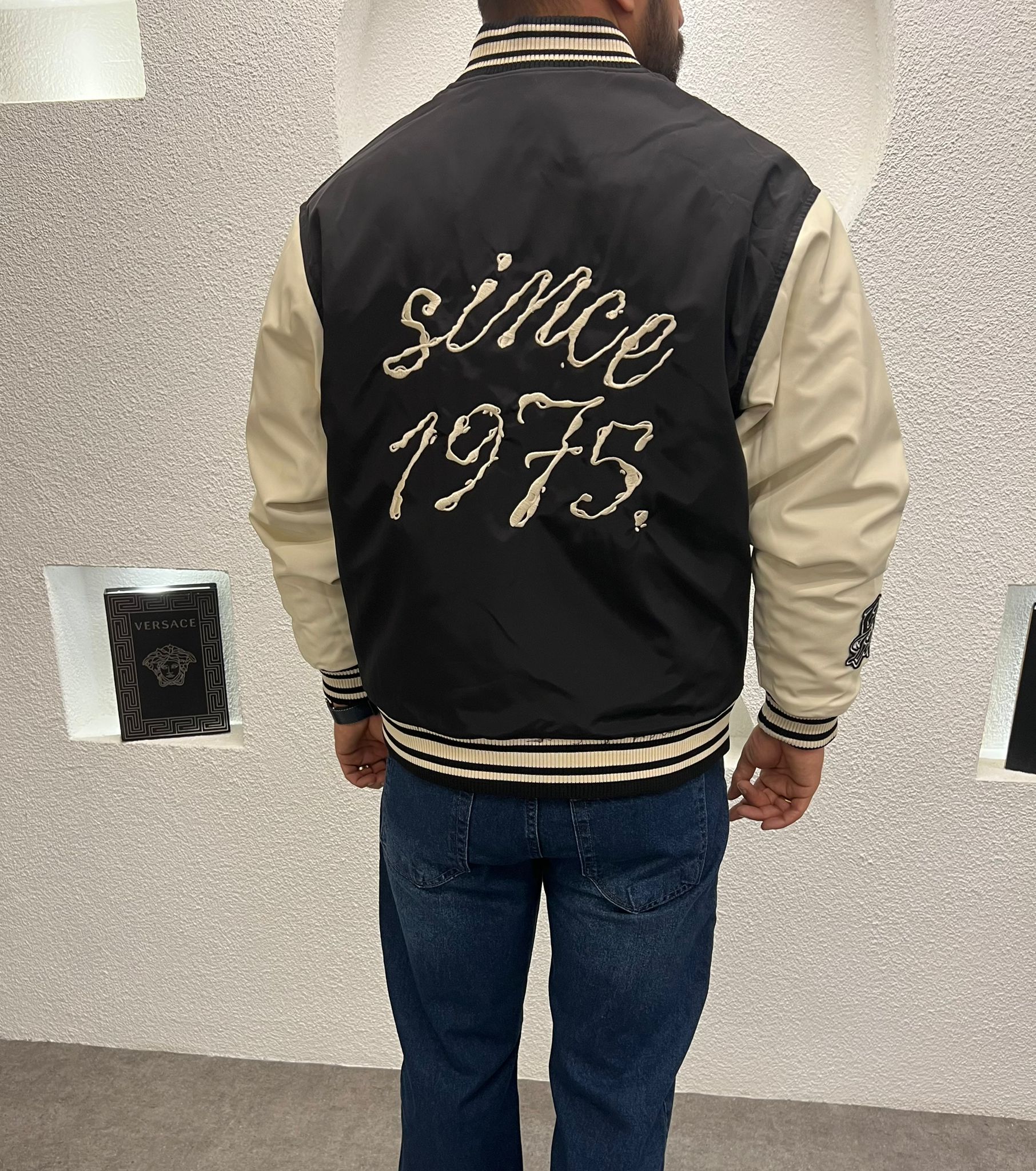 Baskılı Hakim Yaka Kalın Kolej Mont