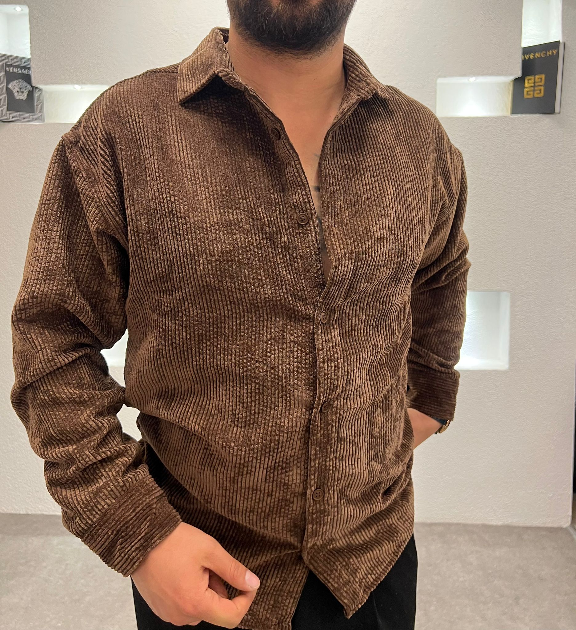 Erkek Oversize Kahverengi Kadife Dokulu Uzun Kollu Gömlek