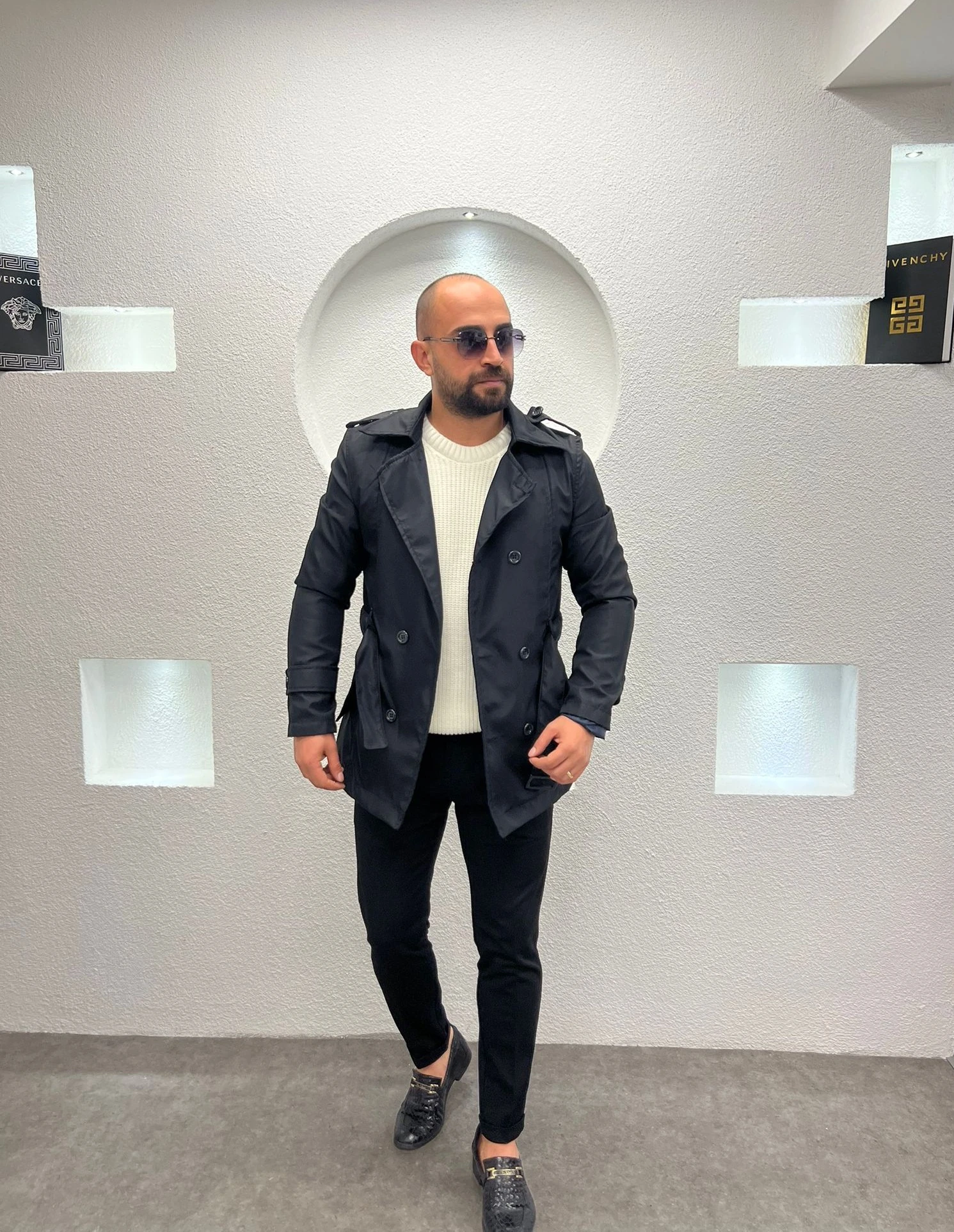 Choobie Erkek Slim Fit Astarlı Kemerli  Siyah Trençkot | Mevsimlik Şık ve Rahat Dış Giyim Modeli