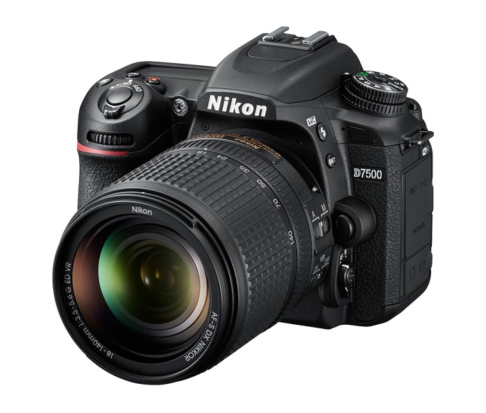Nikon D7500 + 18-140mm VR Lens Kit (Karfo Karacasulu Garantili)