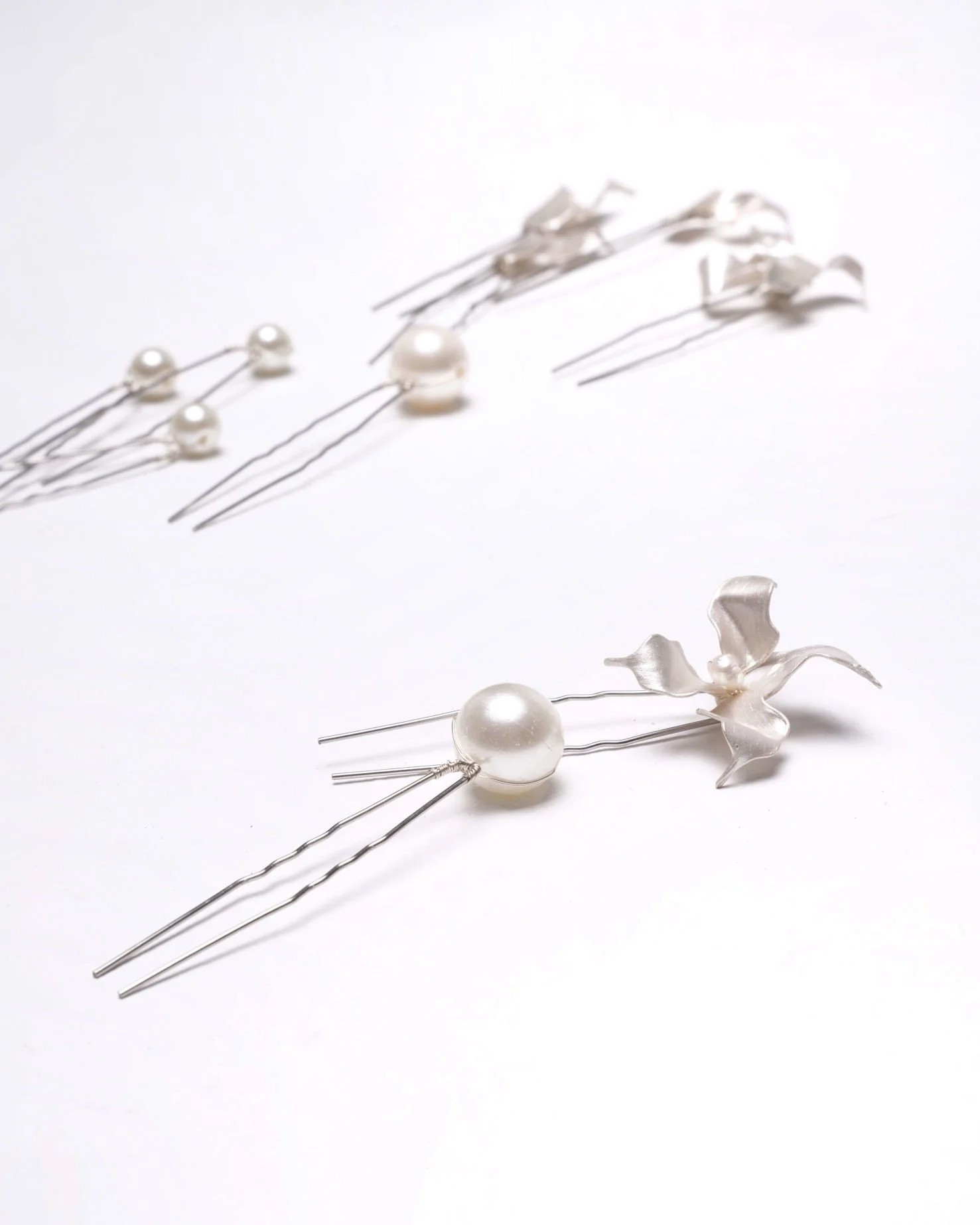 Tina Pin Set