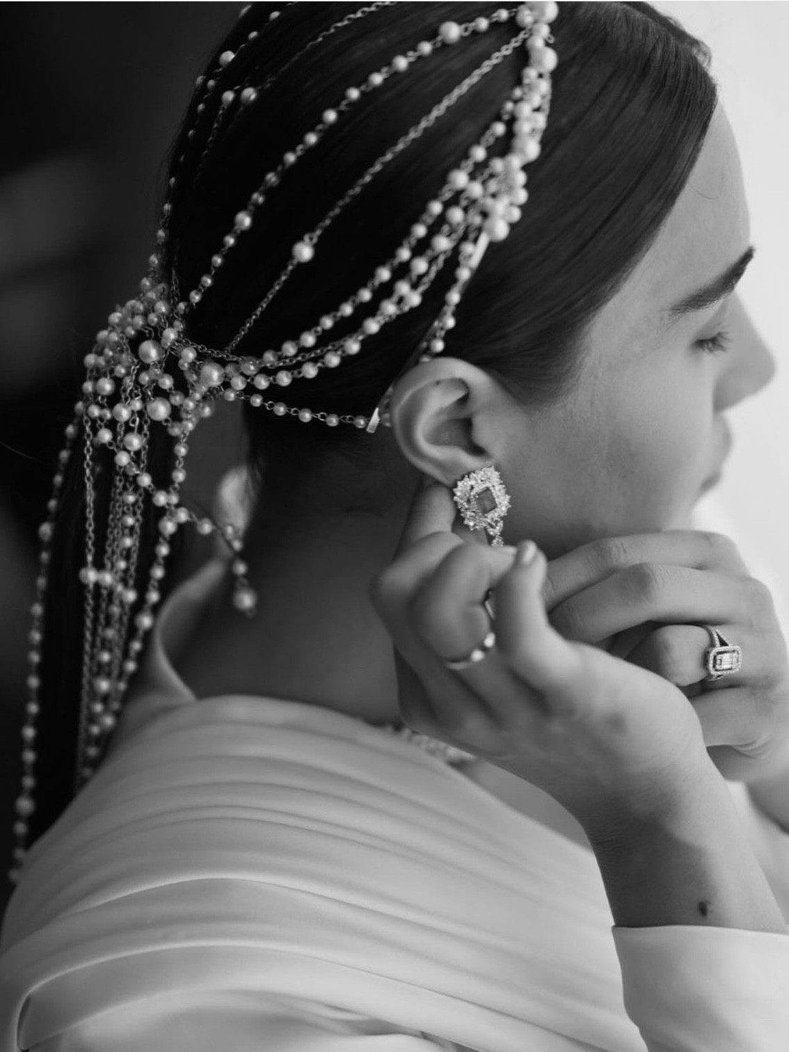 Pearl Chain Headpiece