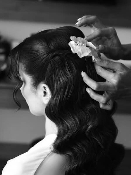 Talia White Comb