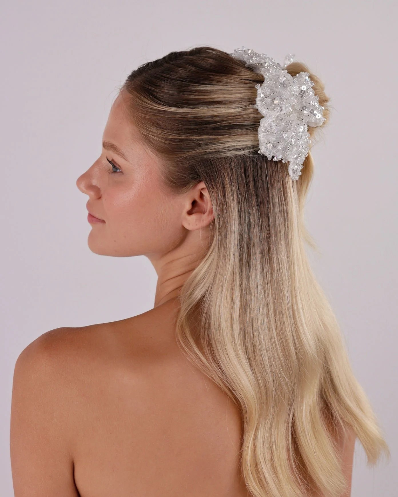 Meera Comb