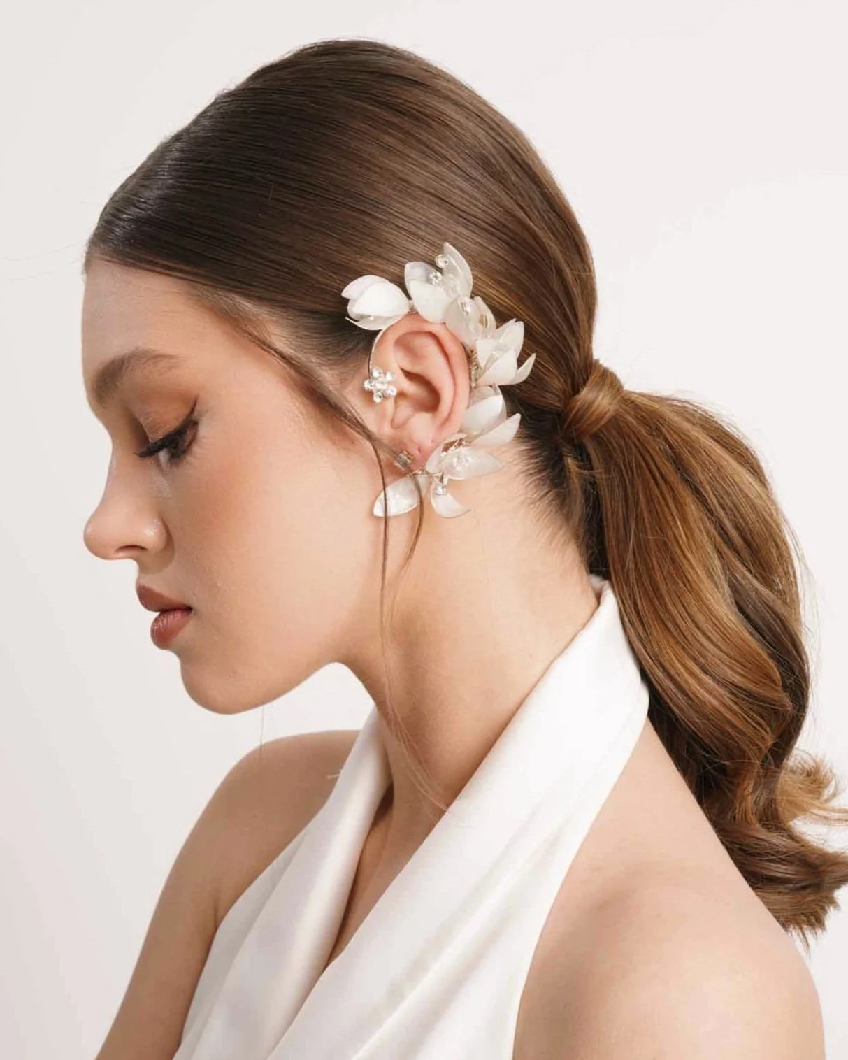 Anthea Earcuff