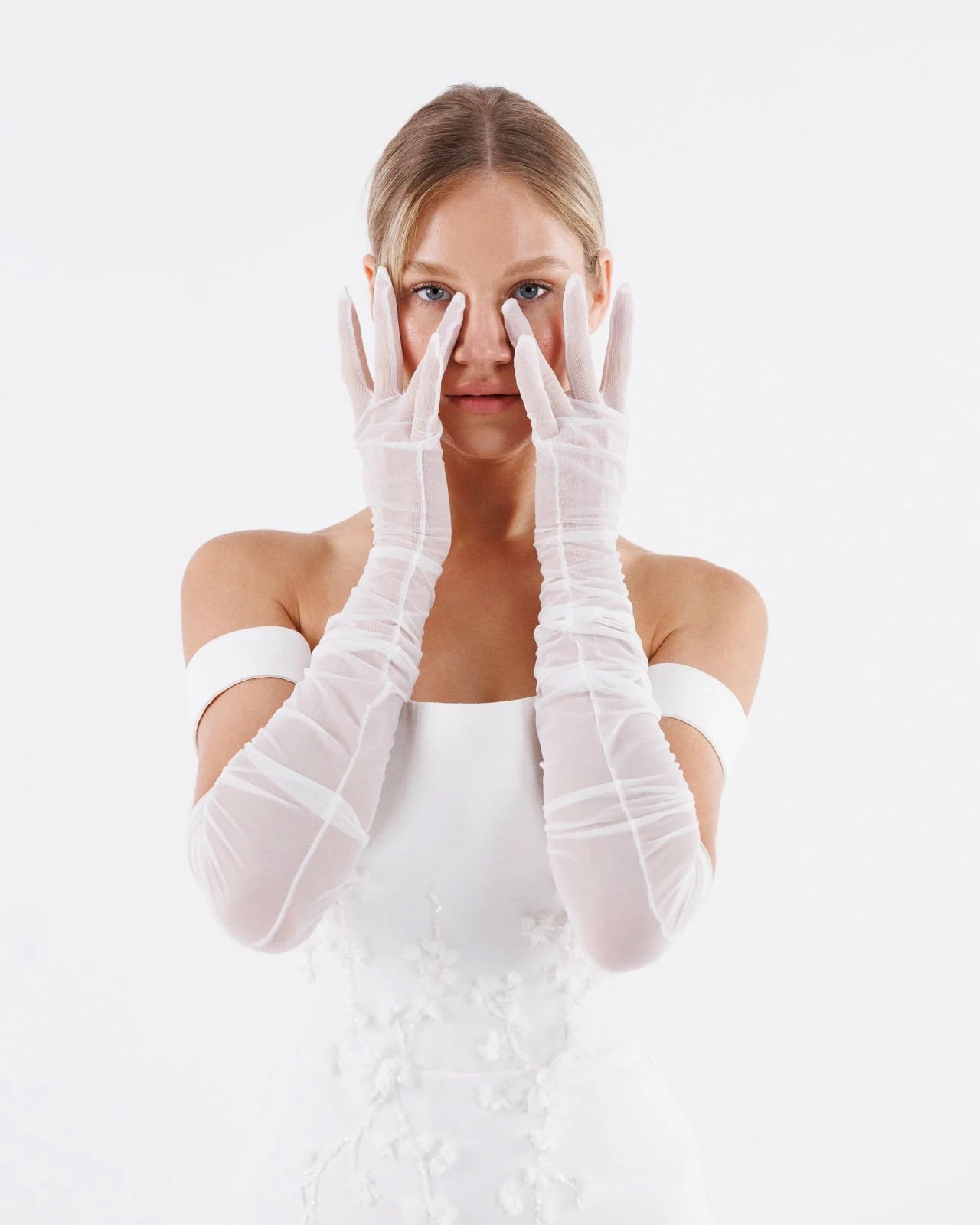 Sienna Tulle Gloves