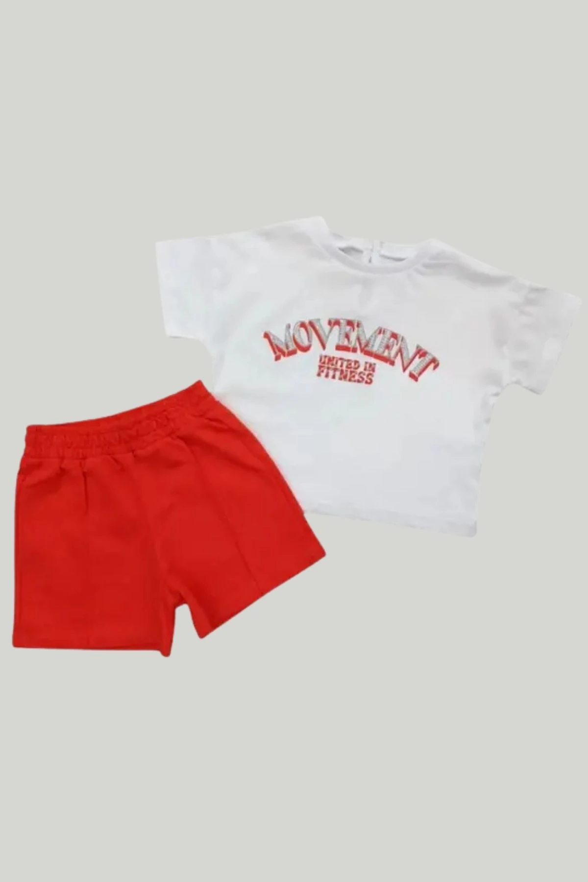 Movement&quot; Baskılı Beyaz Crop Top ve Canlı Kırmızı Şort Kız Çocuk Takım
