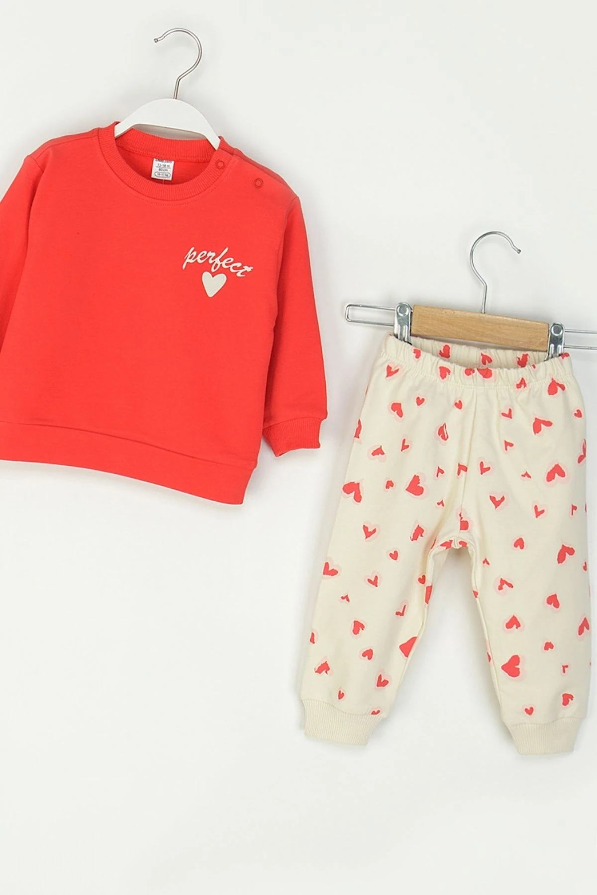 Kız Çocuk Kalp Baskılı Eşofman Takımı – Pembe & Kırmızı & Somon
