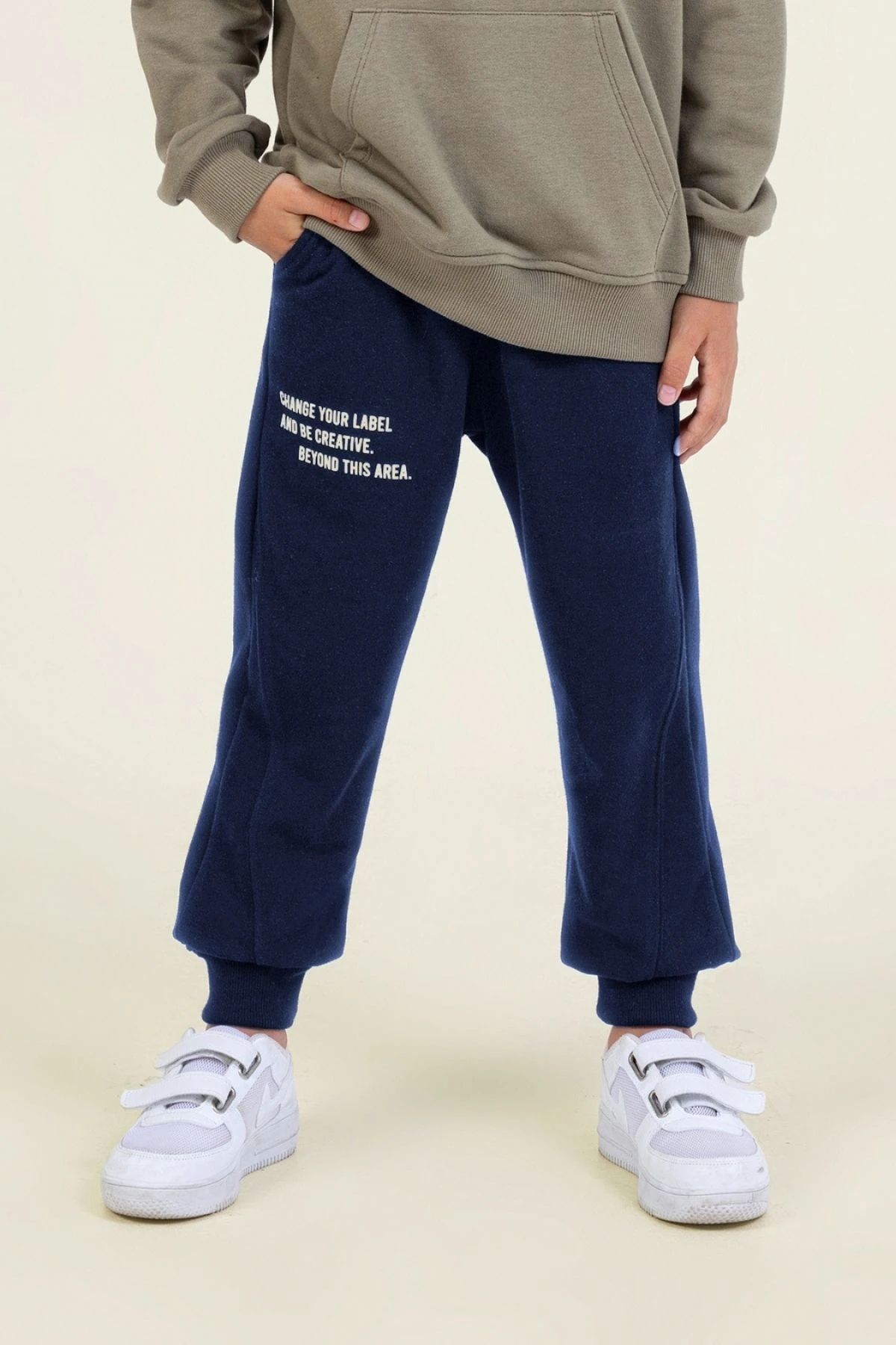 Erkek Çocuk Lacivert Yazı Baskılı Eşofman Altı