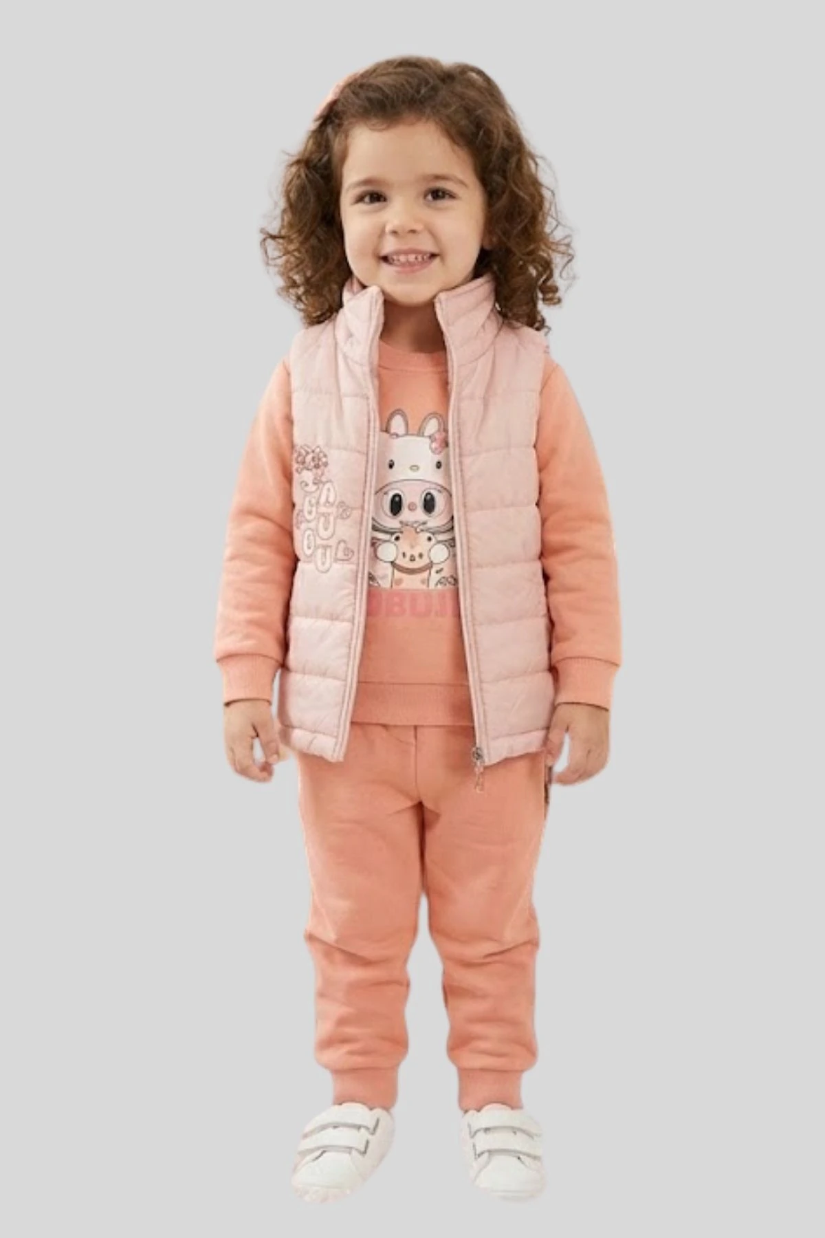 Kız Çocuk Somon Rengi Tavşan Baskılı Şişme Yelekli 3'lü Takım - Sevimli Kreş Kombini