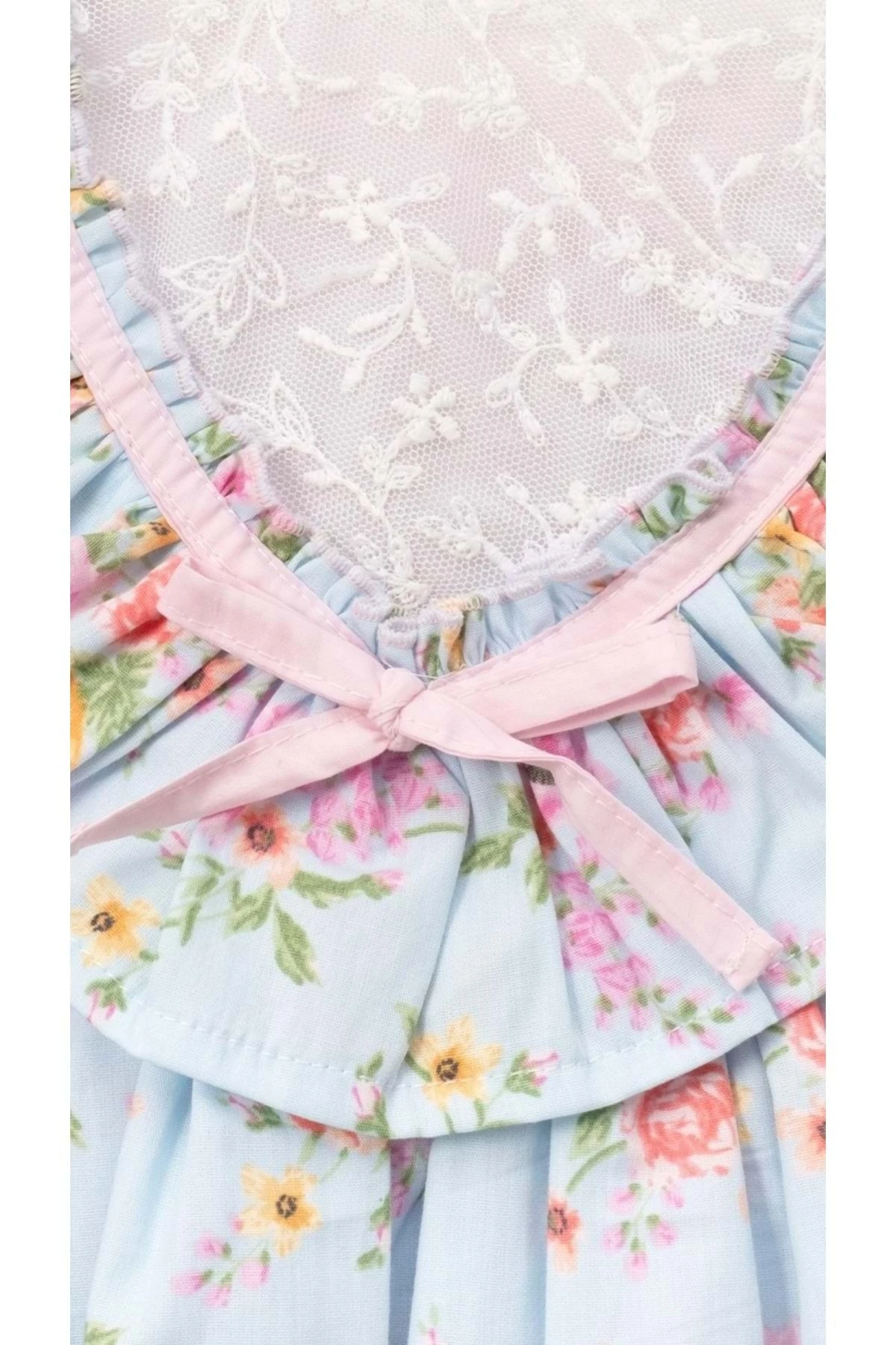 Çiçek Desenli Kurdela Bağlamalı Fisto Detaylı Kız Çocuk Elbisesi