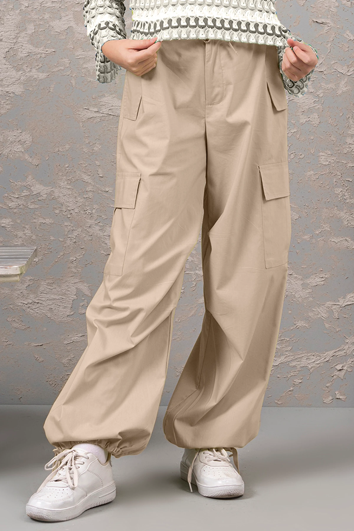Paraşüt Kargo Cepli Alttan Büzülebilir Pantolon