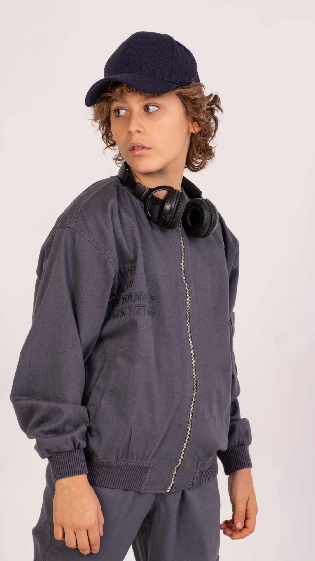 Sırt Nakışlı Ceket Kargo Cepli Pantolonlu Erkek Çocuk Takım