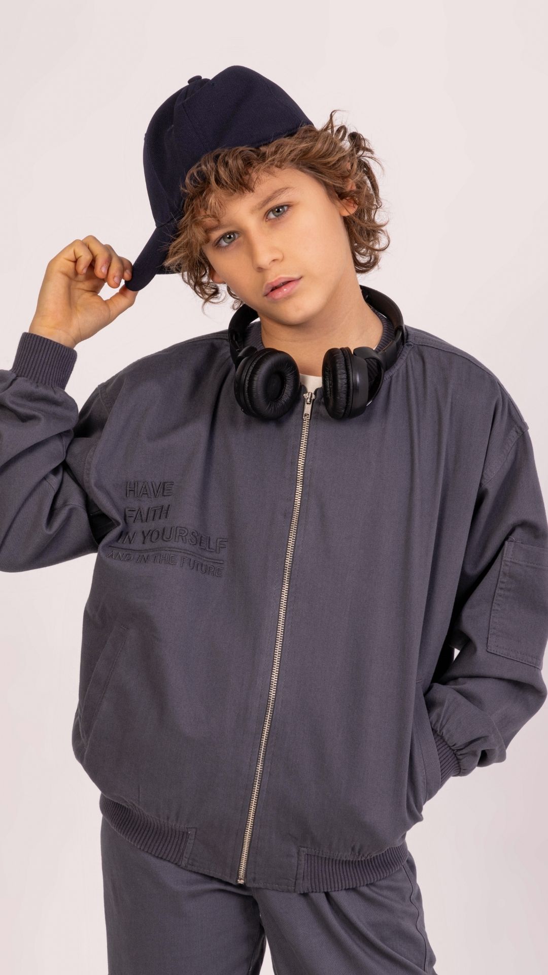 Sırt Nakışlı Ceket Kargo Cepli Pantolonlu Erkek Çocuk Takım