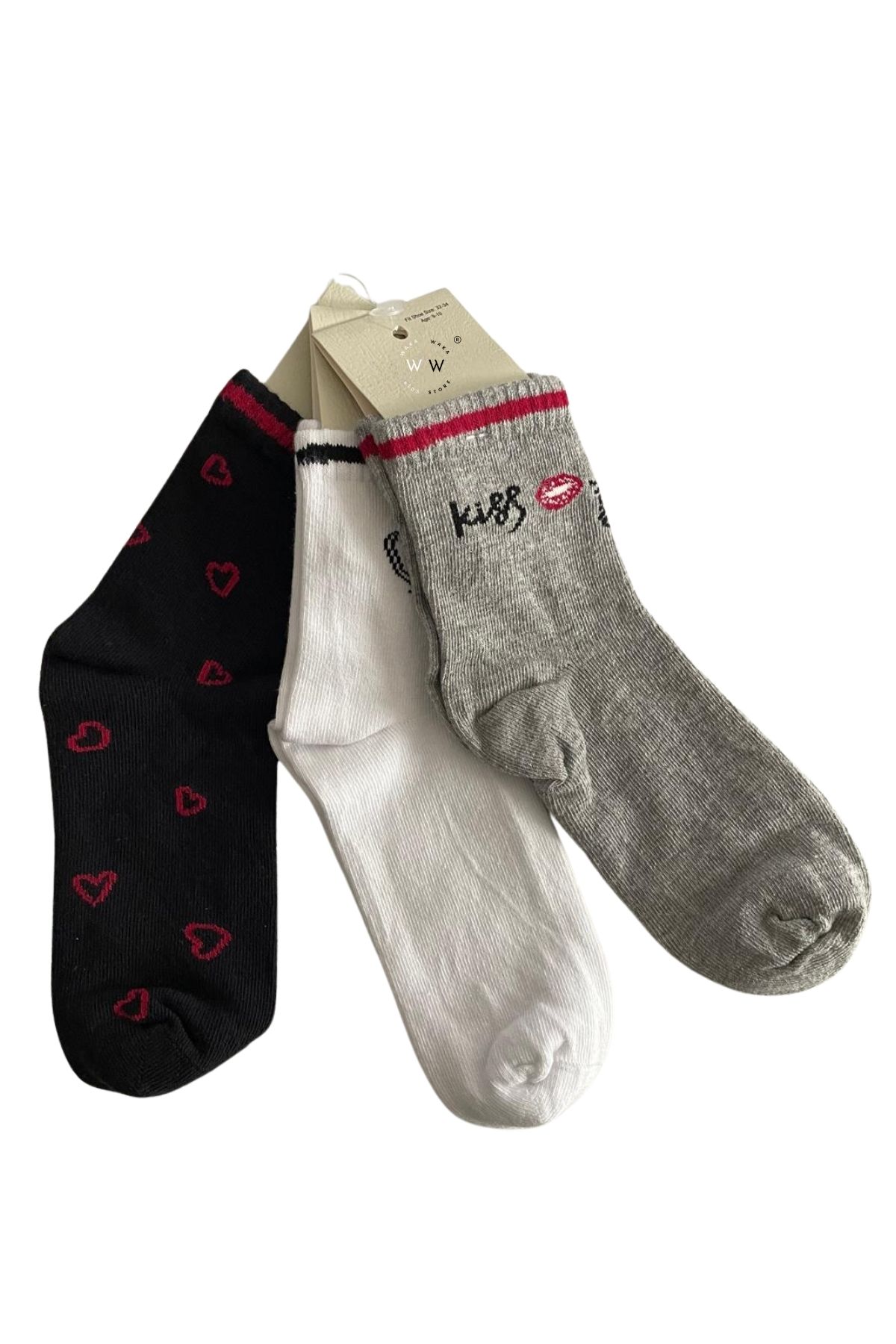 Ünisex 3’lü Desenli Pamuklu Çorap Seti – Kalp ve Yazı Baskılı