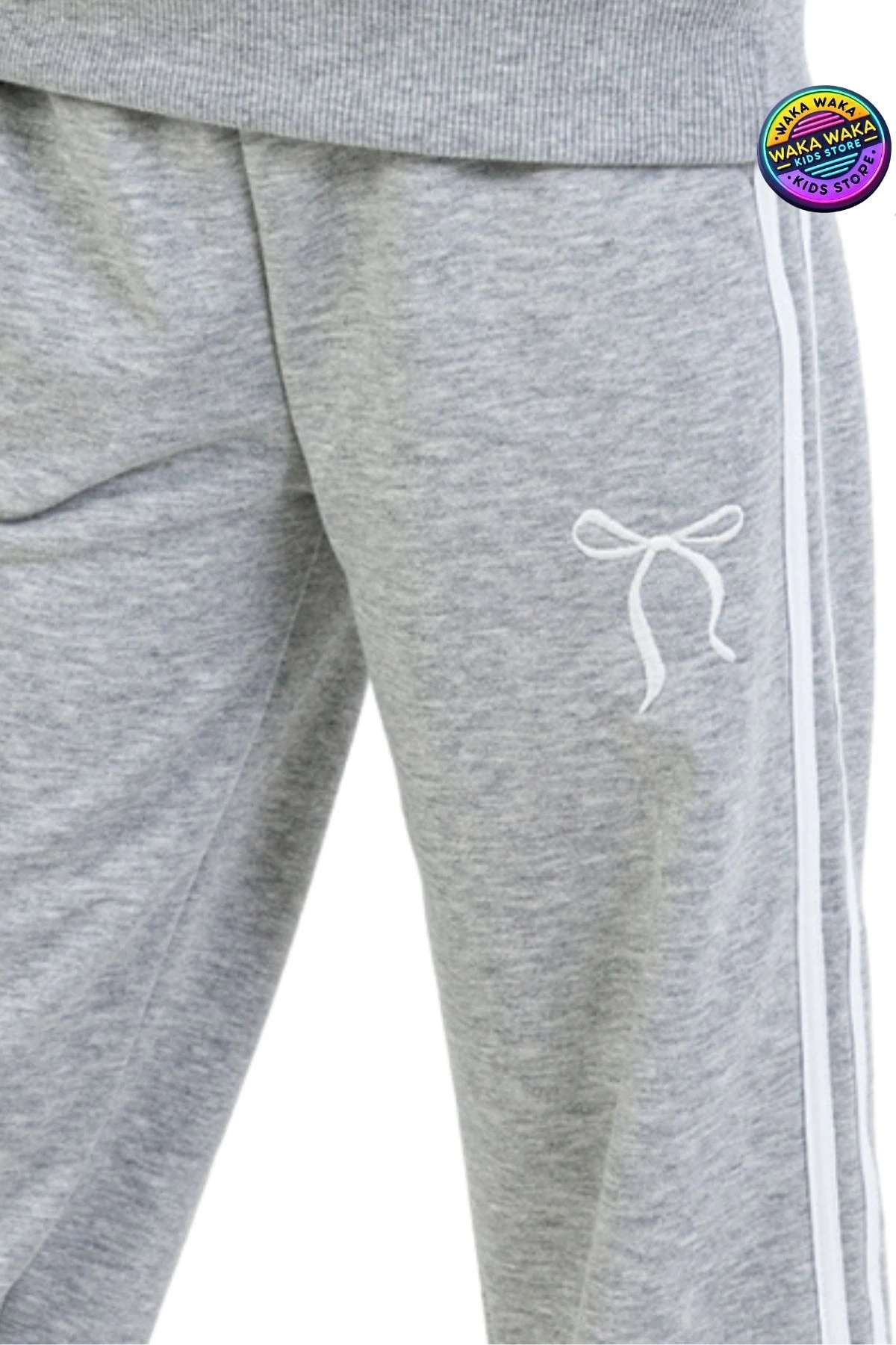 Kız Çocuk Fiyonk Detaylı Eşofman Altı – Rahat Kalıp, Yan Şeritli, Günlük Spor Pantolon