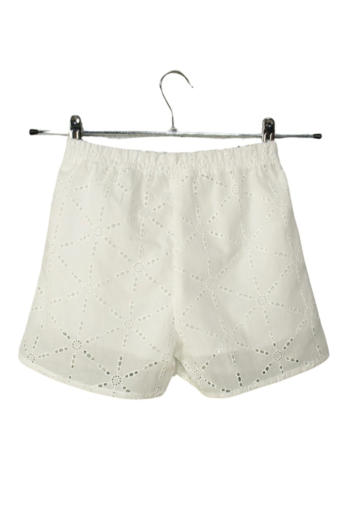 Beyaz Fisto İşlemeli Kız Çocuk Şort