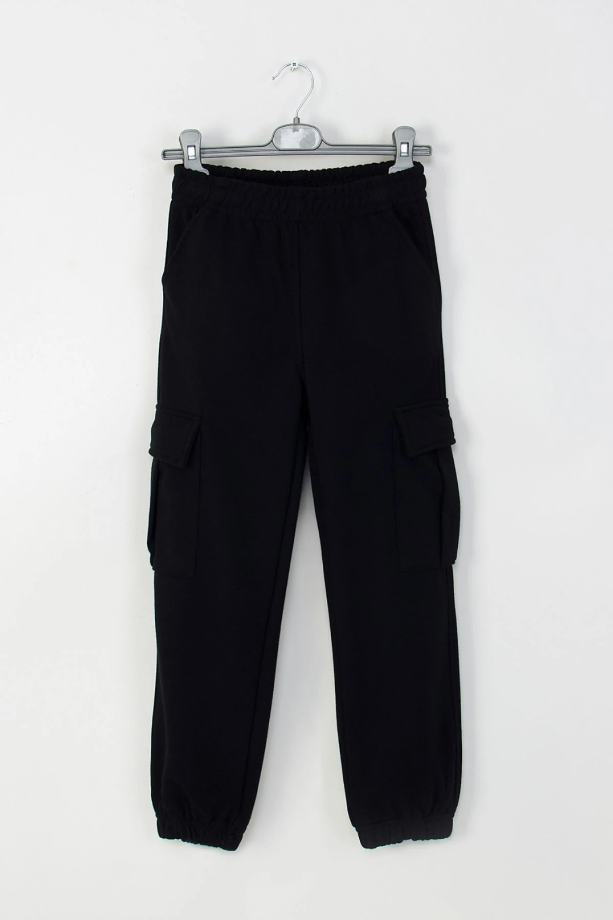 Erkek Çocuk Siyah Kargo Cepli Eşofman Altı - Rahat ve Spor Kesim