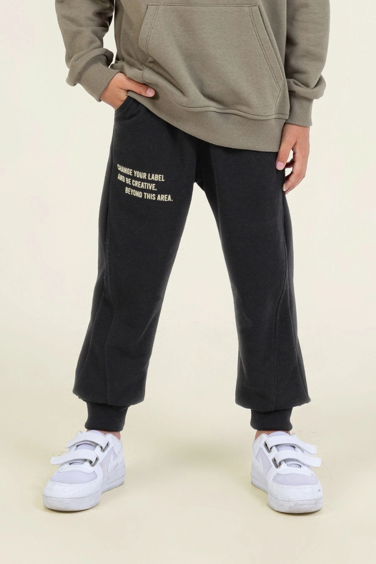 Erkek Çocuk  Cepli Jogger Eşofman Altı - Farklı Renk Seçenekleriyle