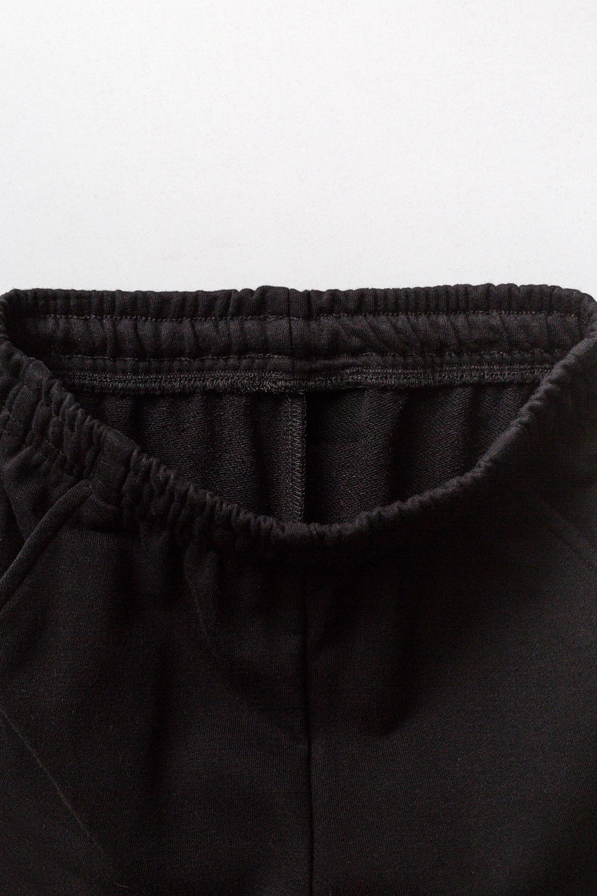 Çocuk Lacivert & Siyah Eşofman Altı | Rahat ve Esnek Kumaş – Günlük ve Spor Kullanım