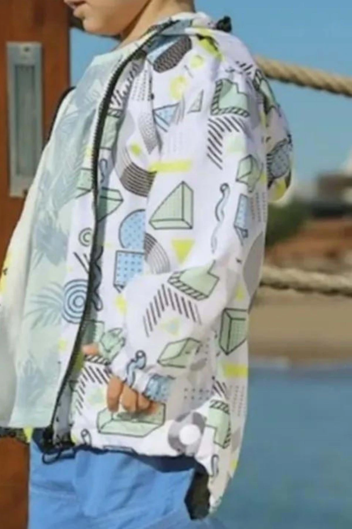 Geometri Baskılı Fermuar Kapamalı Kapüşonlu Erkek Çocuk Yağmurluk- 12-18 Ay