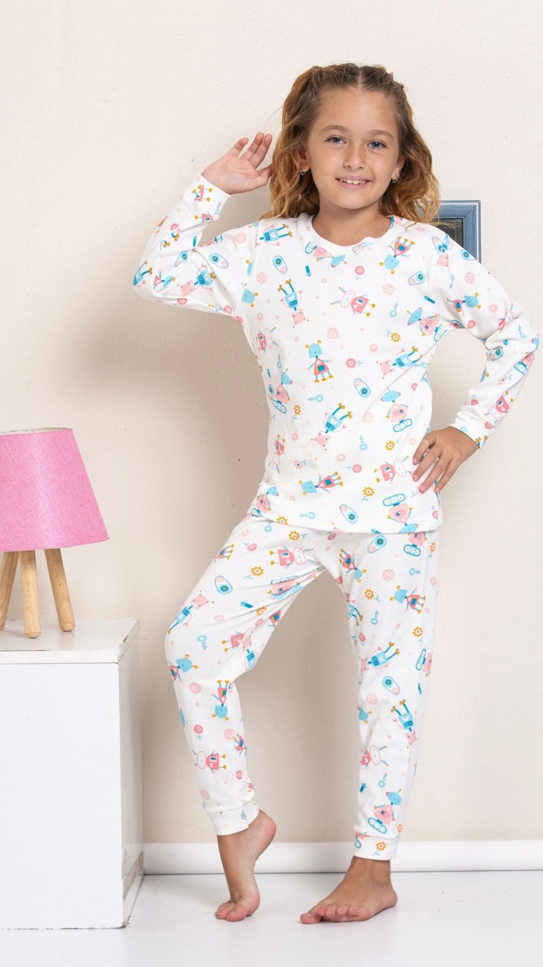 Kız Robot Baskılı Bisiklet Yaka Kız Çocuk Pijama Takım