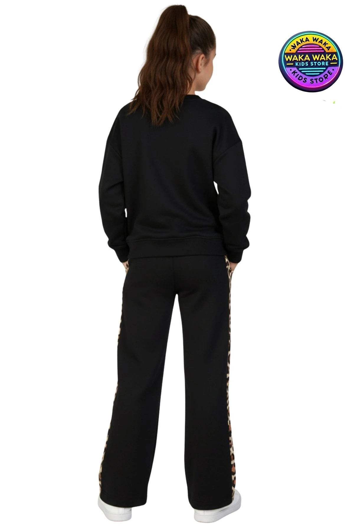 Kız Çocuk Leopar Detaylı W Baskılı Sweatshirt ve Geniş Paça Eşofman Takımı