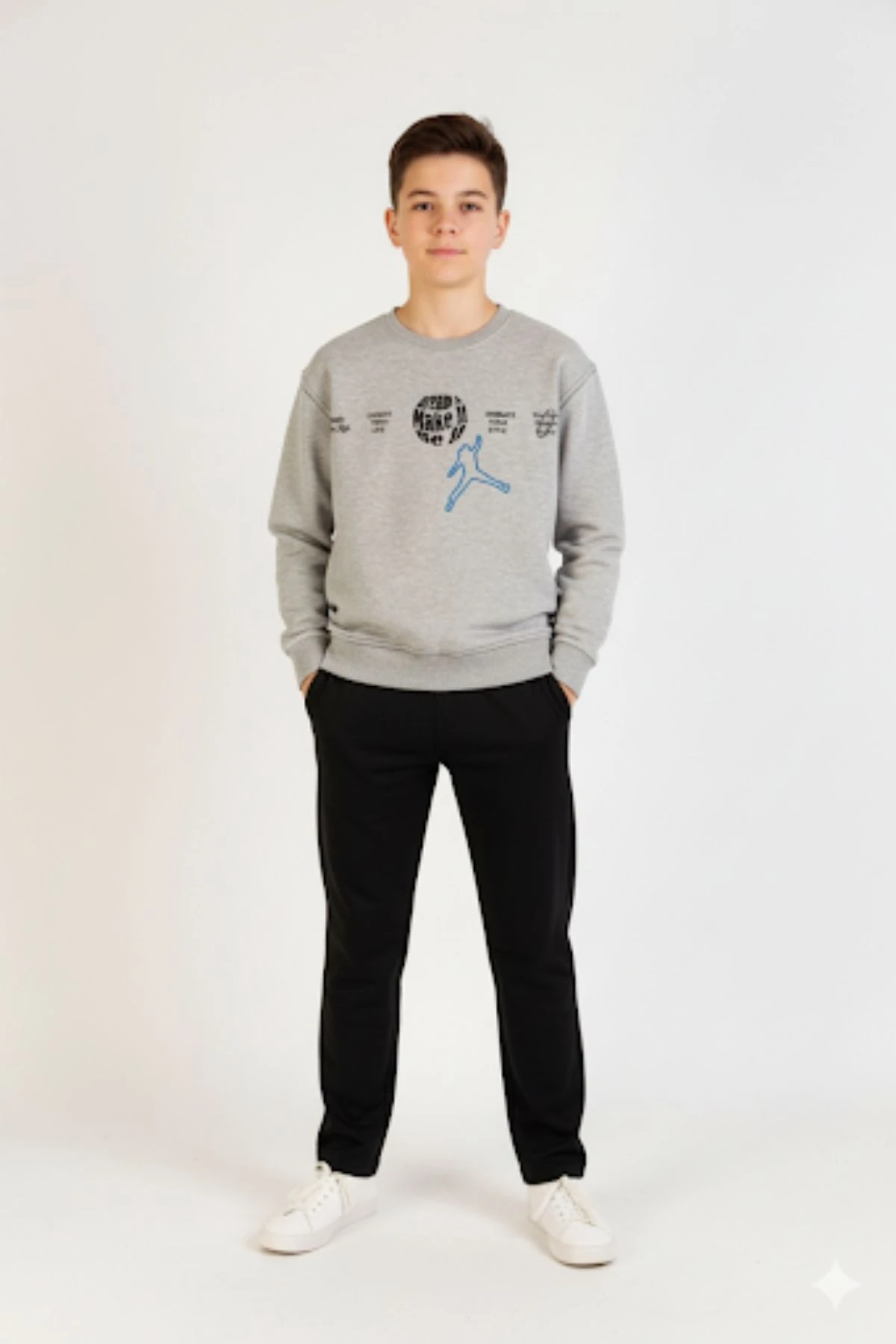 Erkek Çocuk Gri Baskılı Eşofman Takım – Rahat ve Şık Günlük Spor Üst & Alt