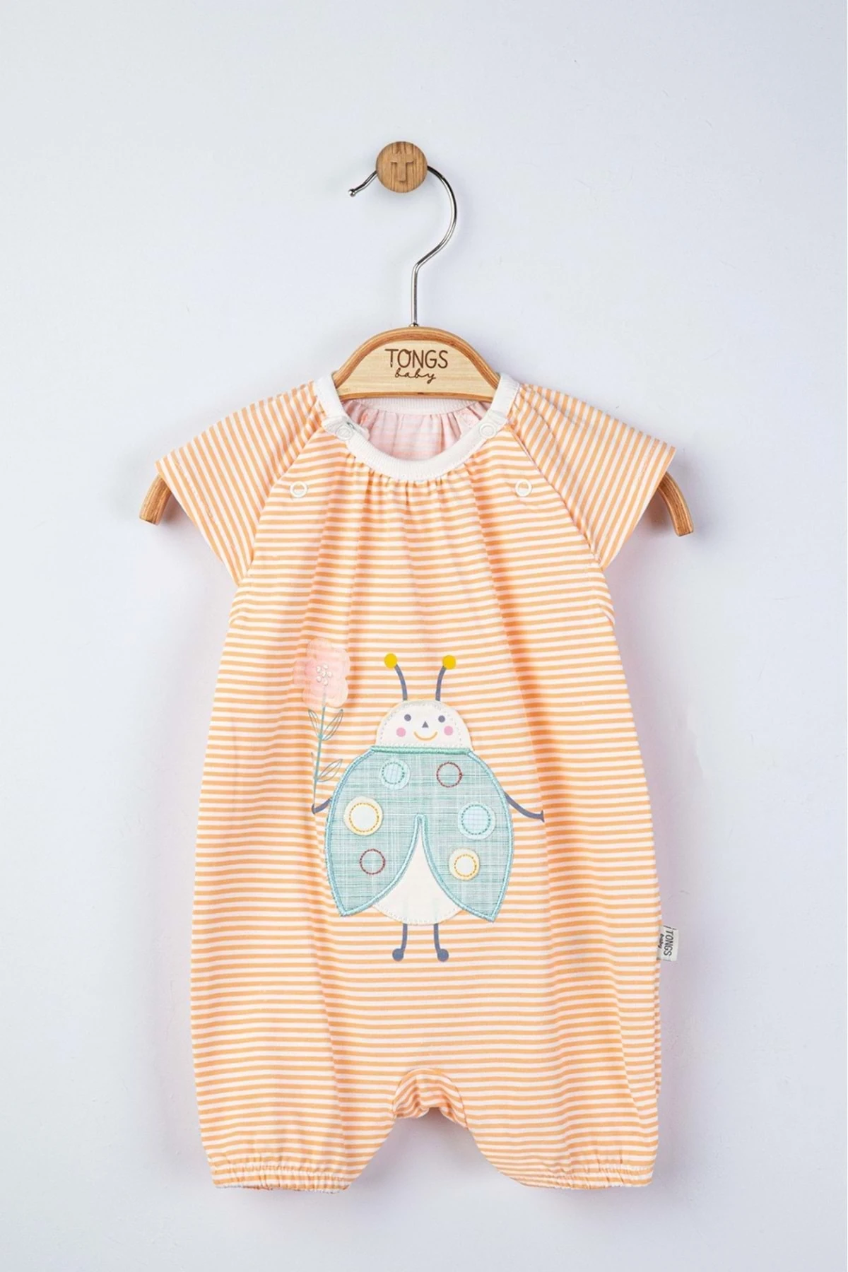 Uğur Böceği Aplikeli Ön Omuzdan Çıtçıtlı Kız Bebek Tulum