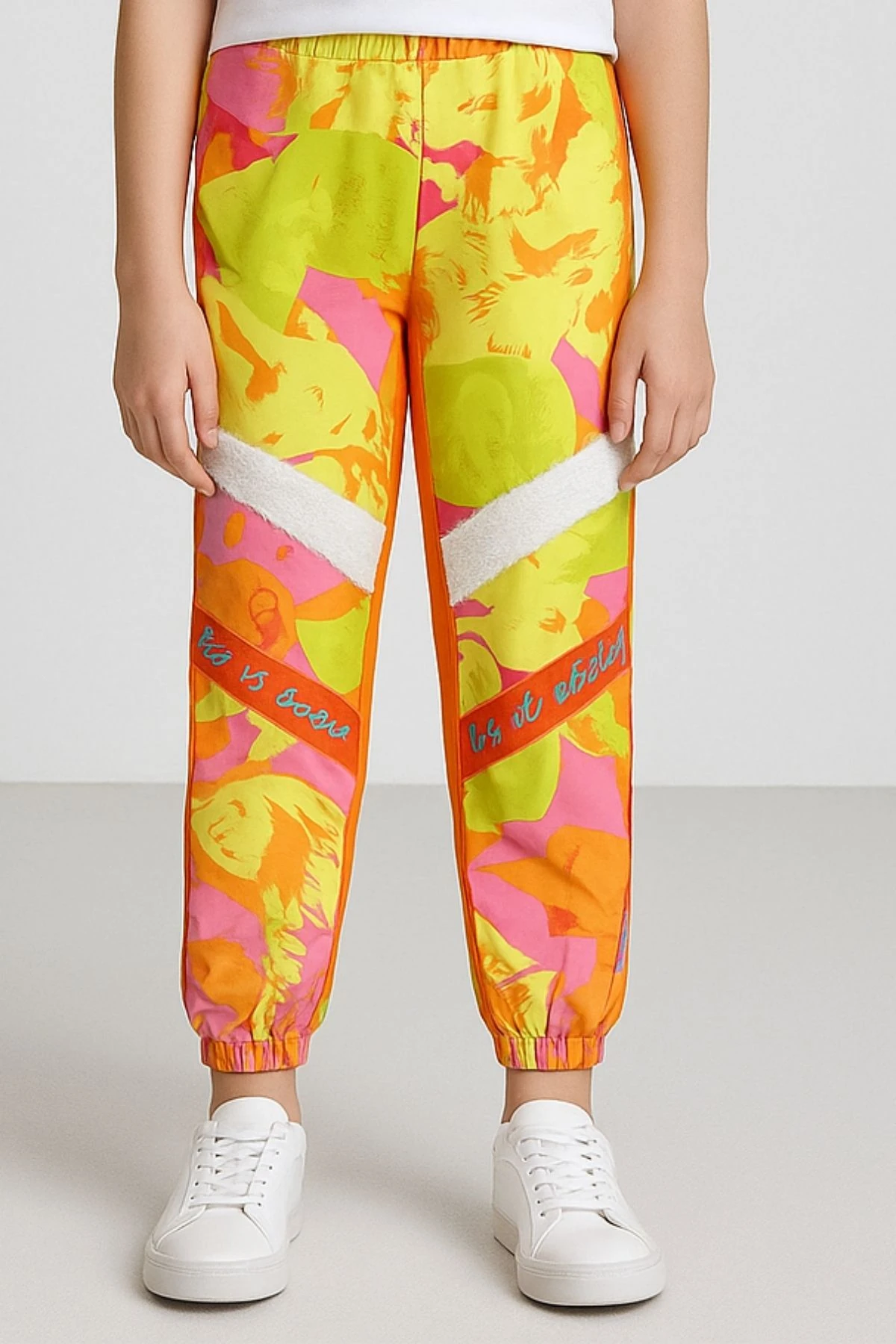 Önü Baskılı Paraşüt Kumaş Polar Garnülü Astarlı Kız Çocuk Eşofman Tek Alt