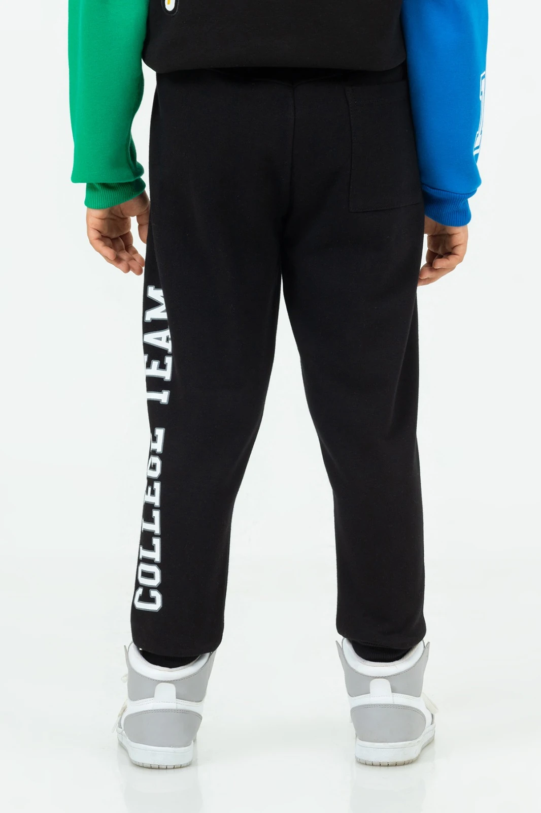 Erkek Çocuk Ön Cep Ve Arka sol Bacak Baskılı Paçası Lastikli Eşofman Alt