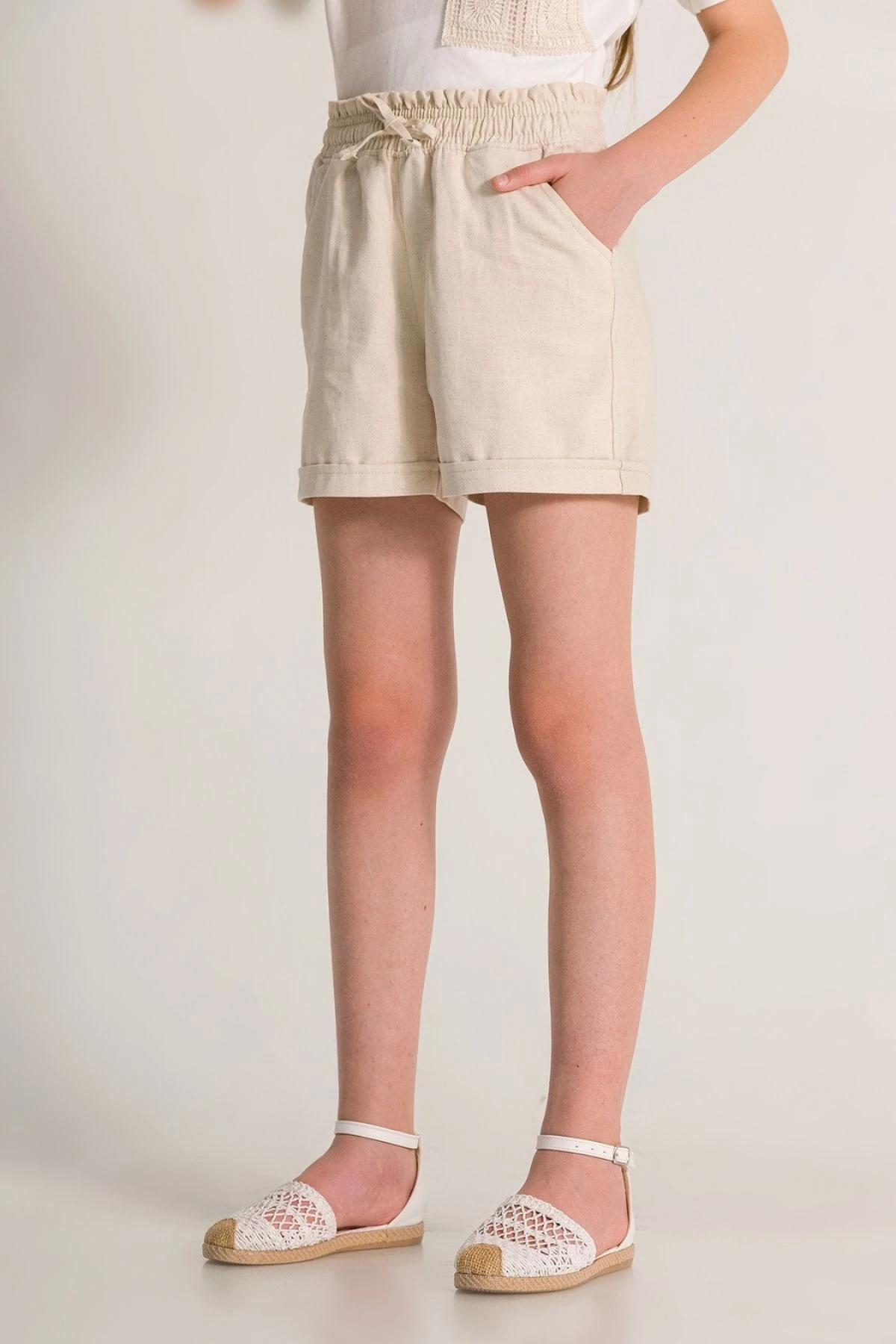 Bej Büzgülü Belli Kız Çocuk Şort