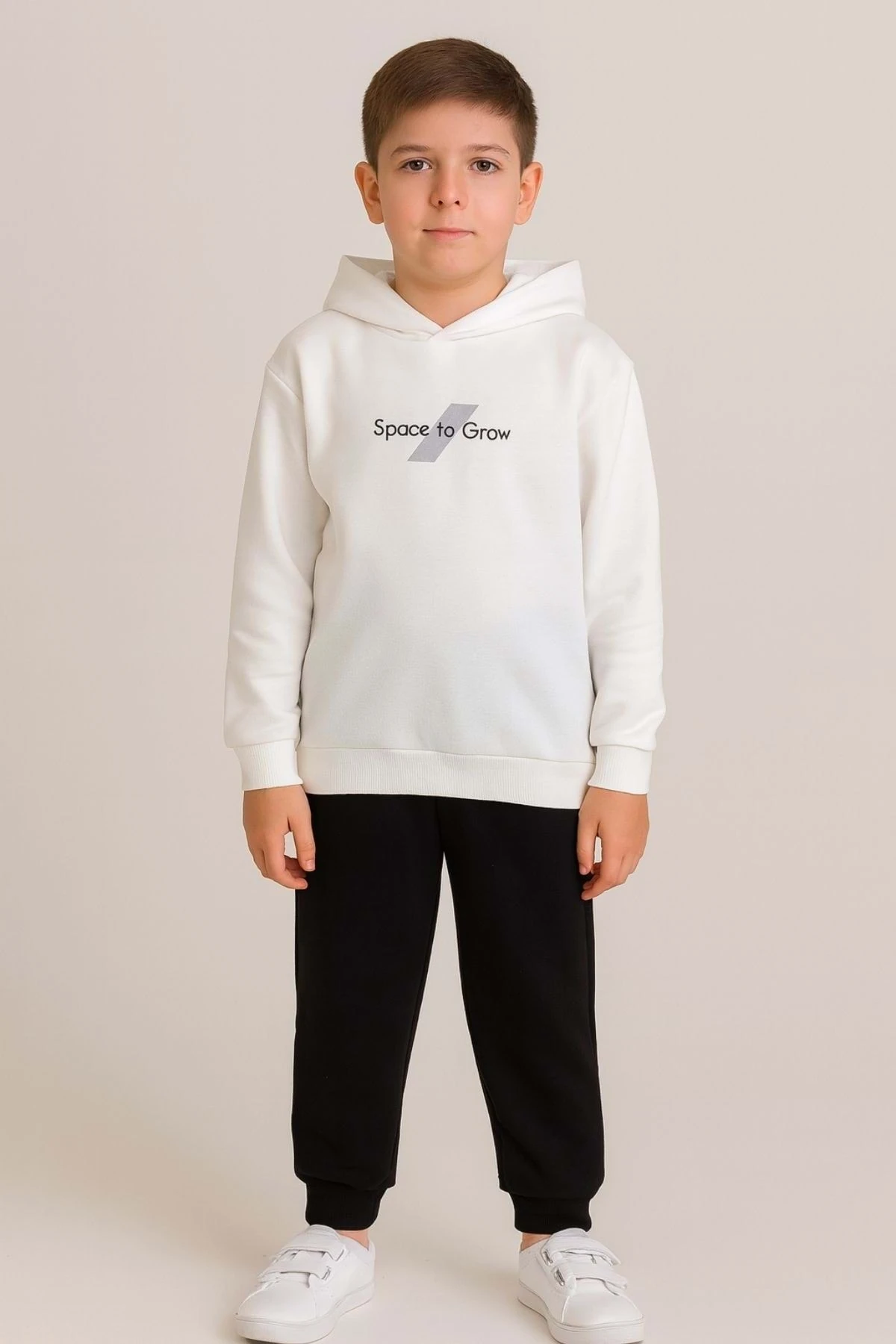 Erkek Çocuk Kapüşonlu Sweatshirt ve Eşofman Altı Takım – Space to Grow Baskılı,