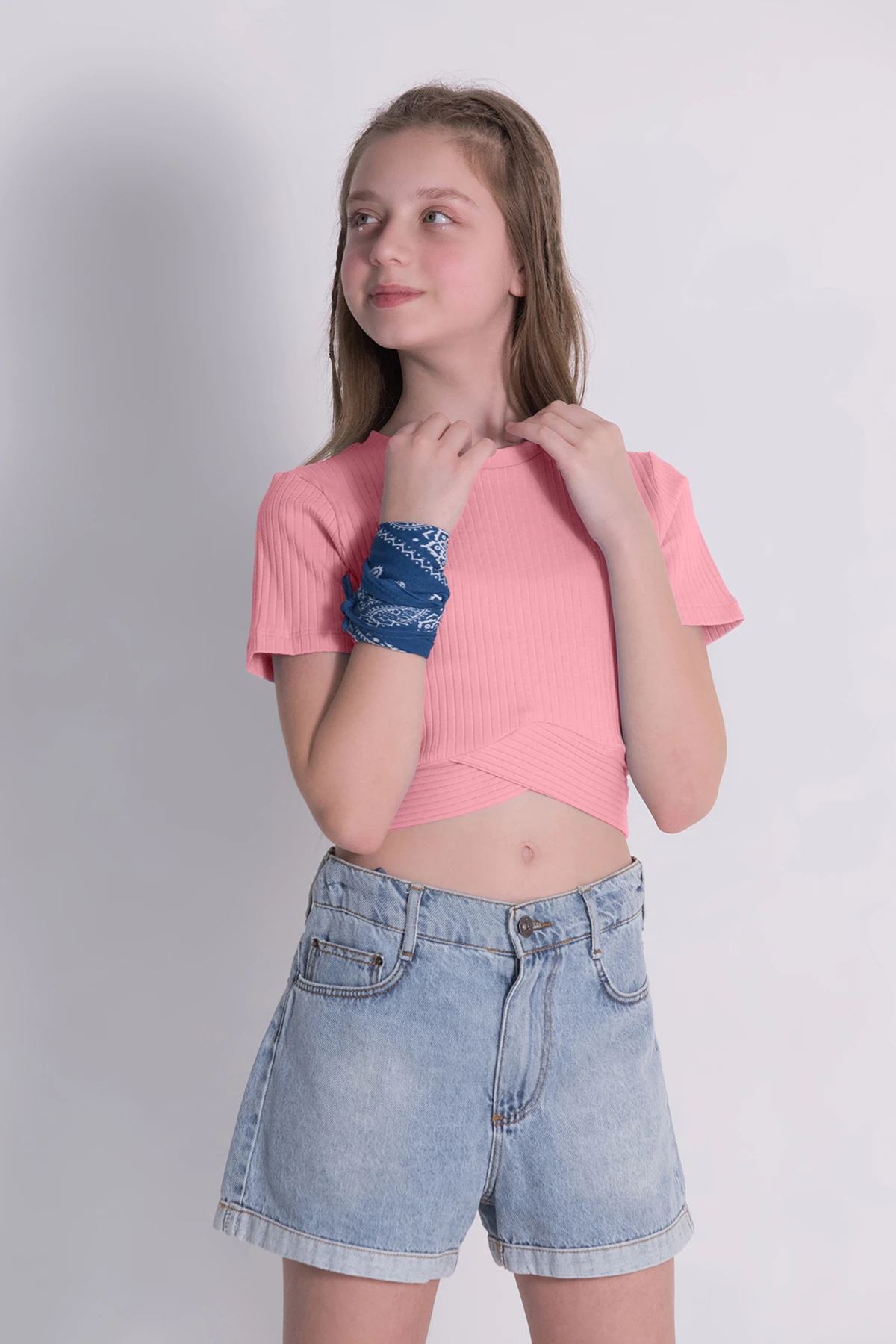 Kaşkorse Önü Çapraz Kız Badi