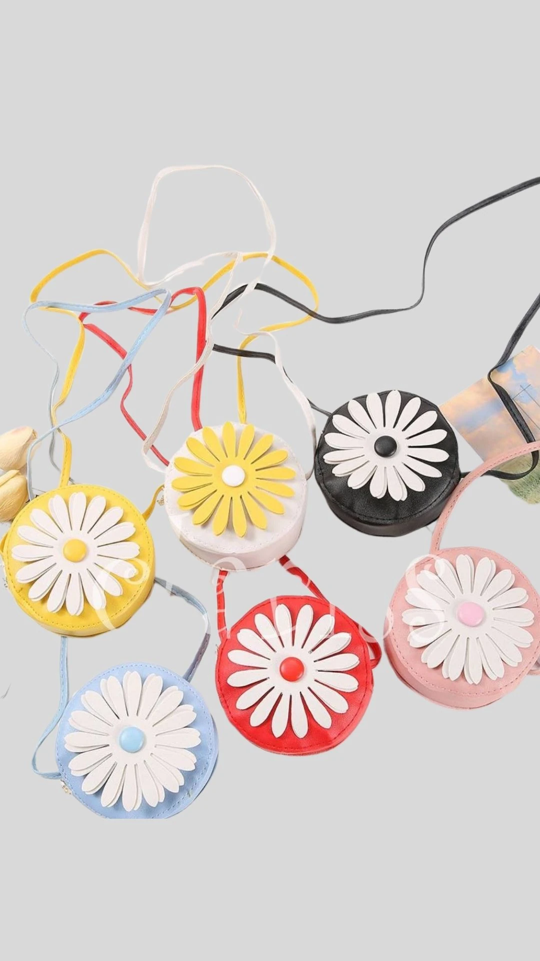 Papatya Görünümlü Kız Çocuk  Deri Çanta