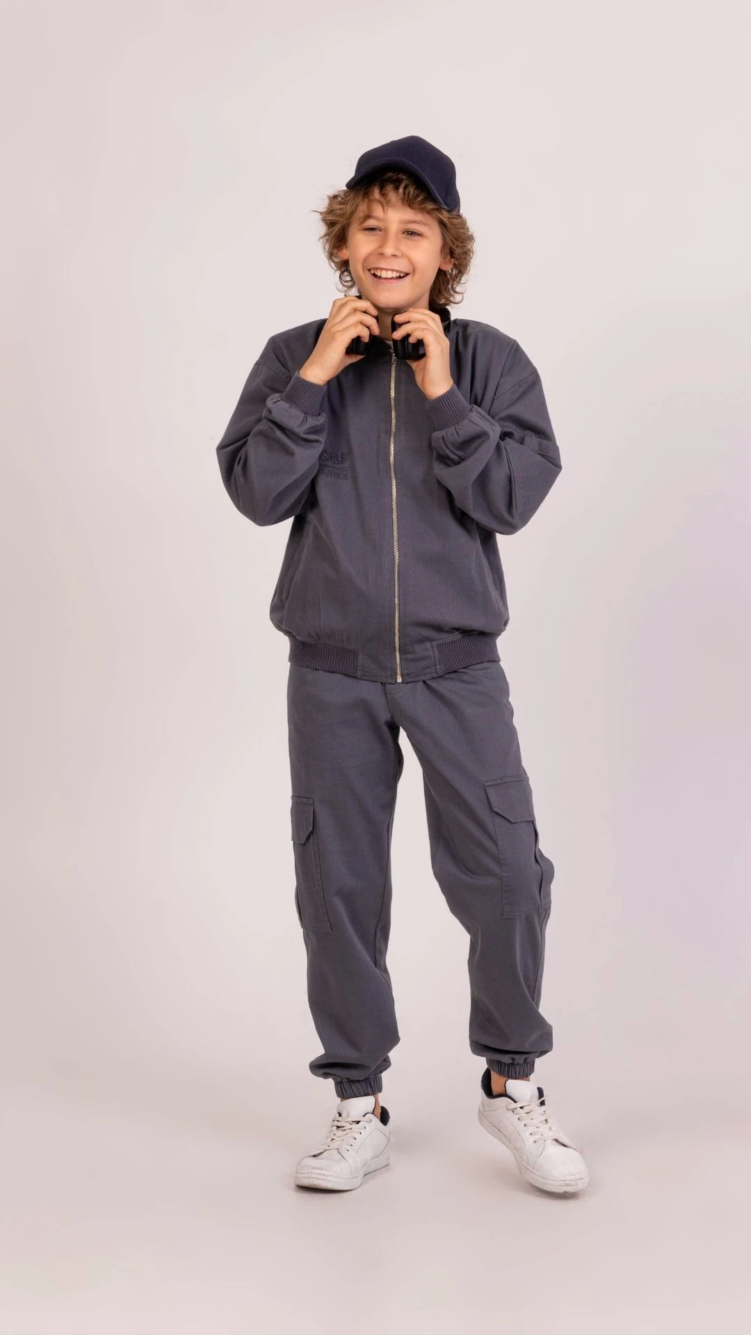 Sırt Nakışlı Ceket Kargo Cepli Pantolonlu Erkek Çocuk Takım