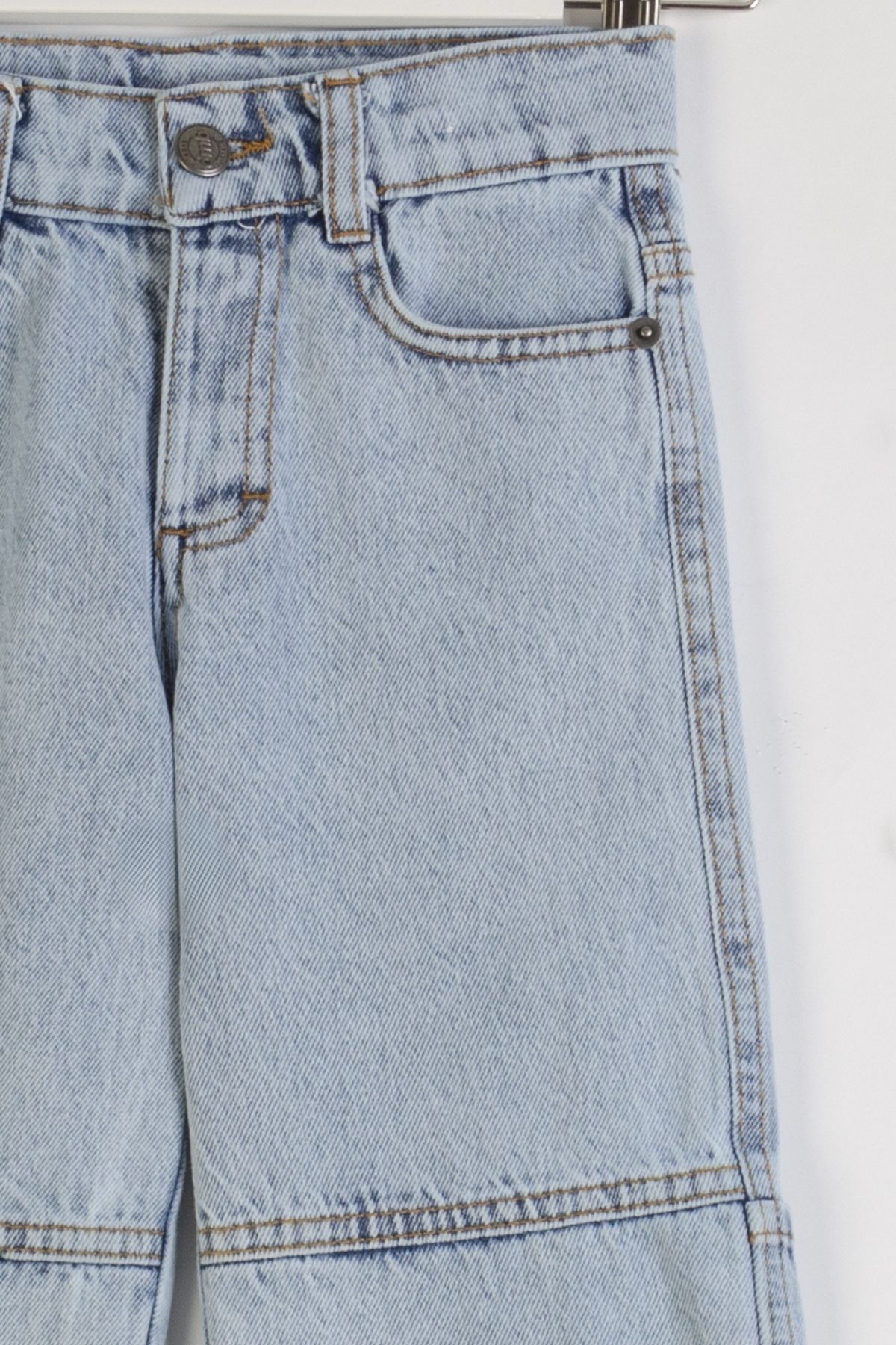 Erkek Çocuk Açık Mavi Dikiş Detaylı Rahat Kalıp Jean Pantolon