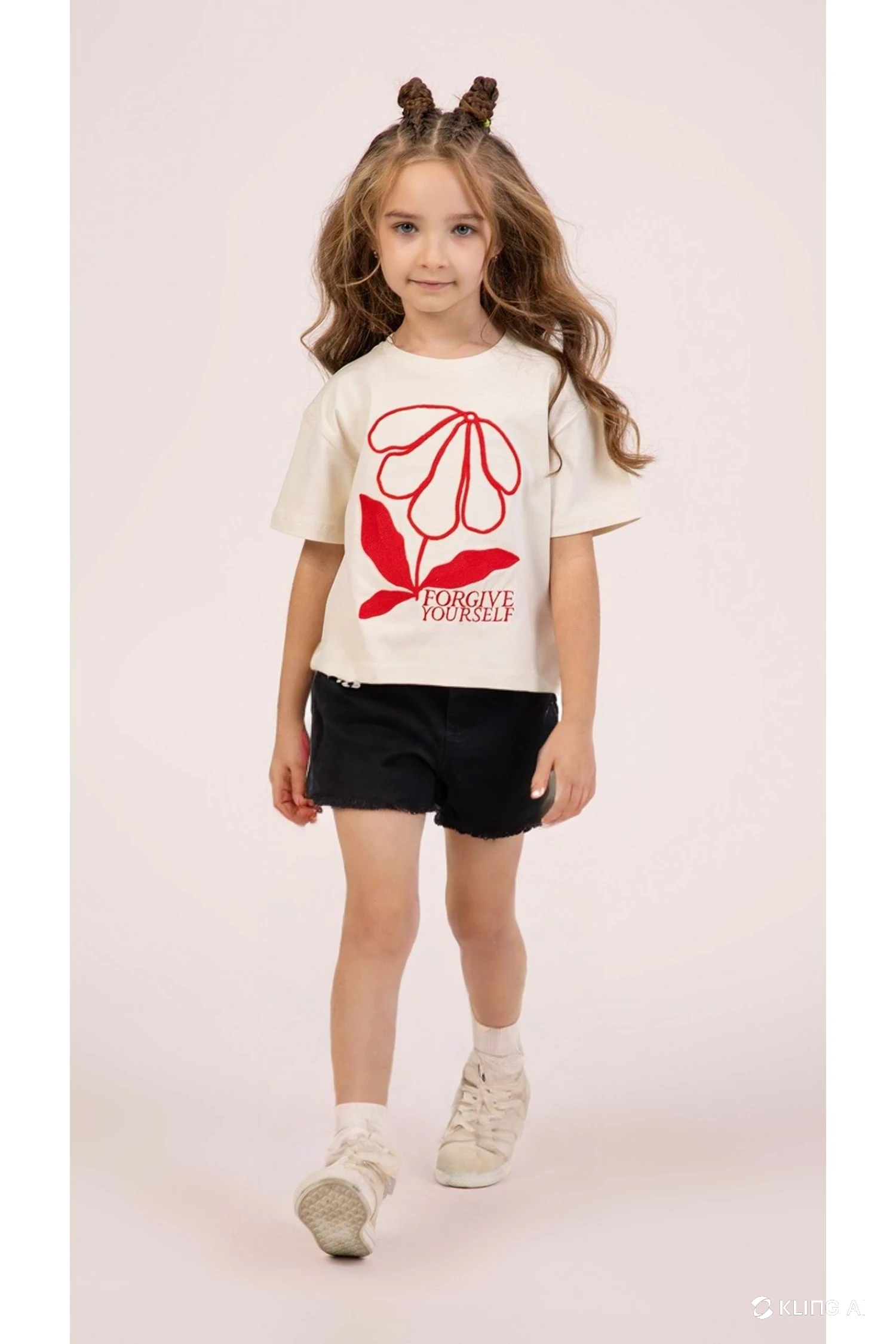 Zincir Detaylı Siyah Denim Şort Kız/Erkek Çocuk