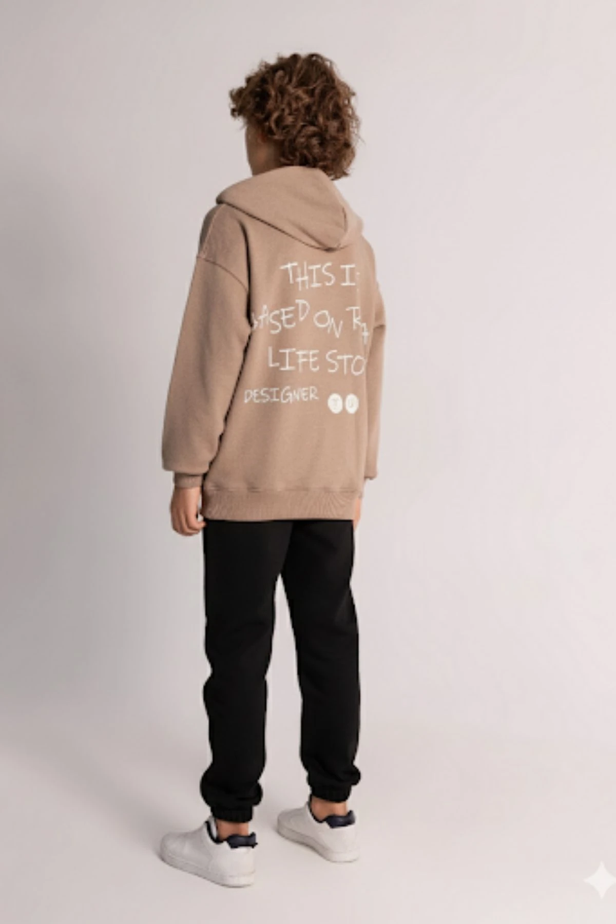 Erkek Çocuk  Kapüşonlu Sweatshirt ve Eşofman Altı Takımı